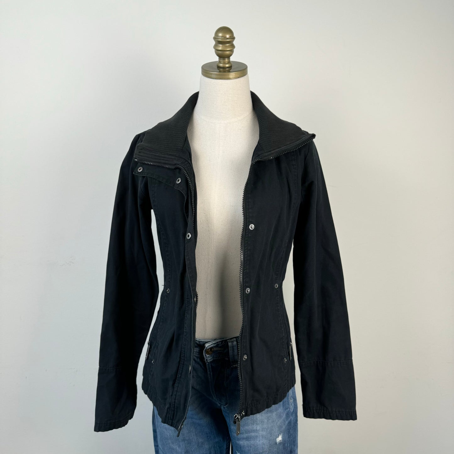 Black Fitted Zip Up Jacket