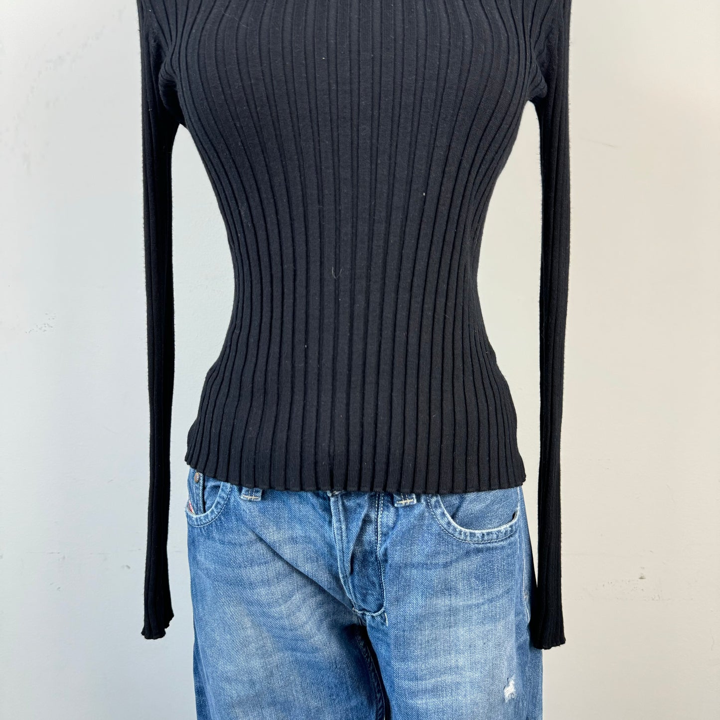 Black Ribbed Knit Fitted Turtleneck Sweater