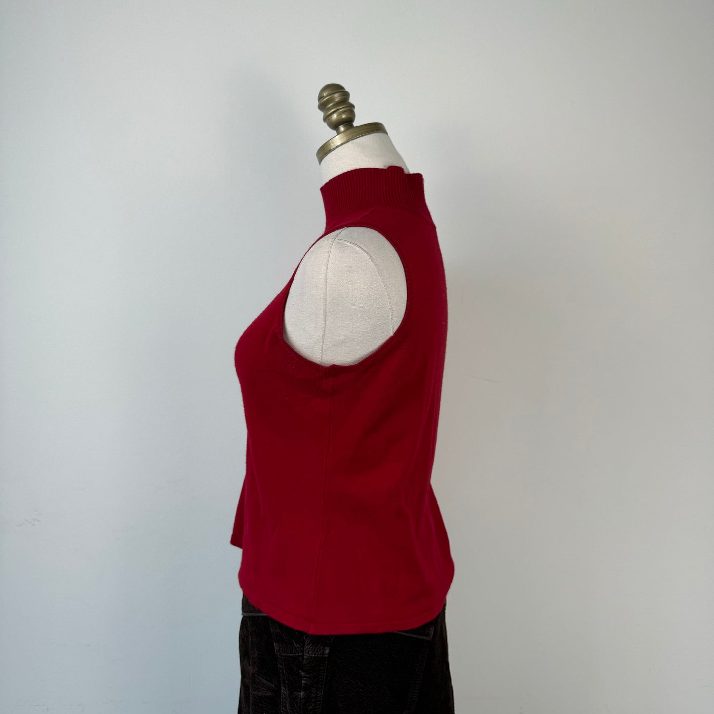 Red Sleeveless Turtleneck Knit Top
