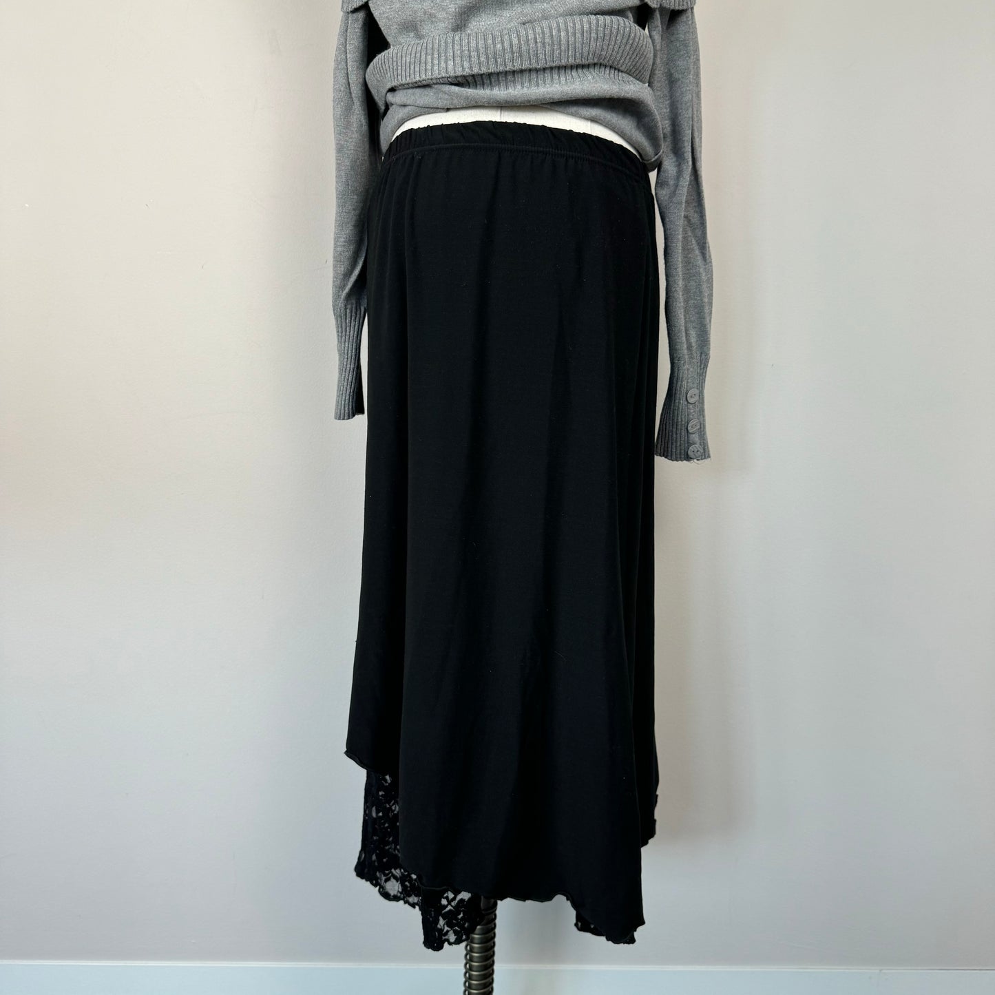 Black Lace Trim Rosette Midi Skirt