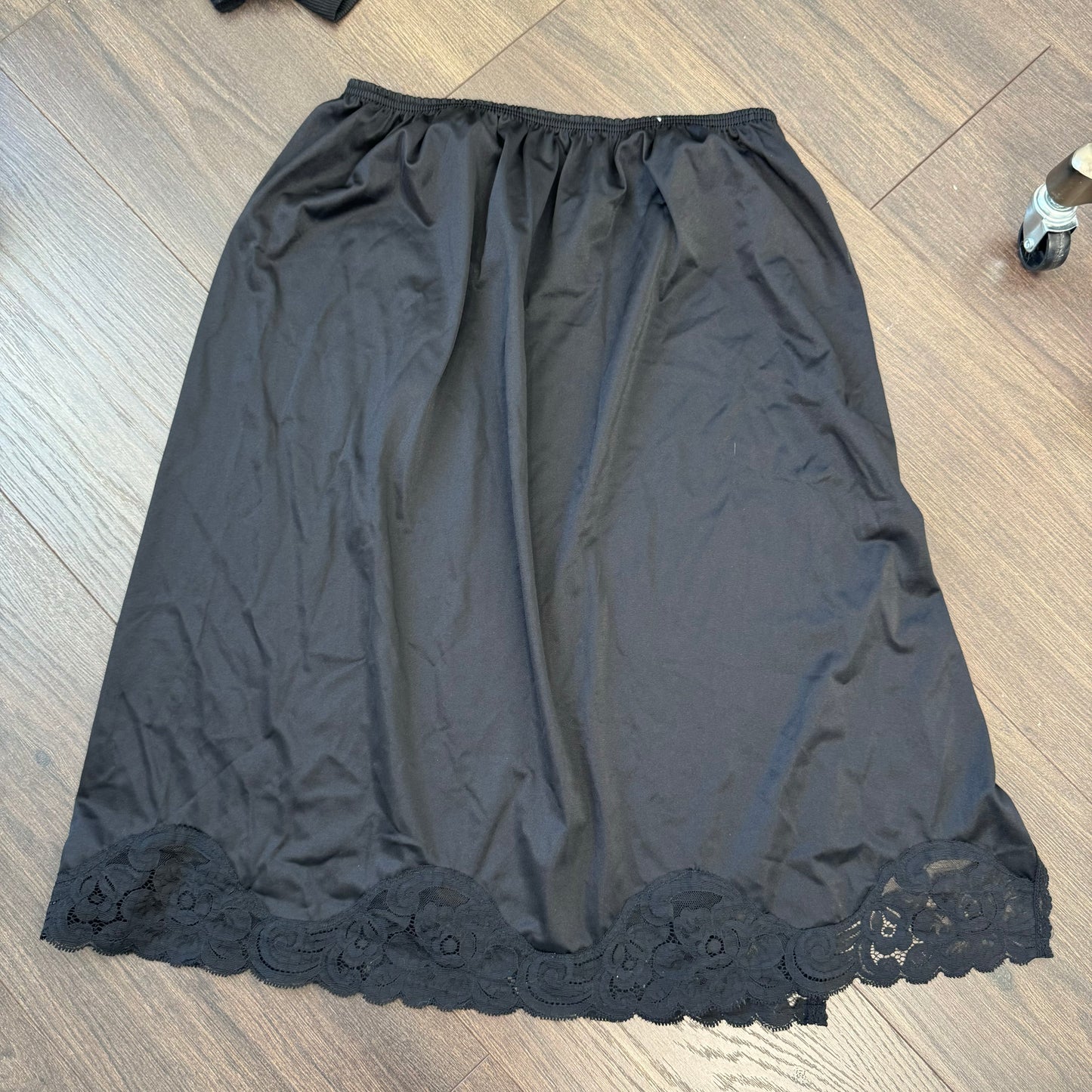 Vintage Lace Trim Slip Skirt