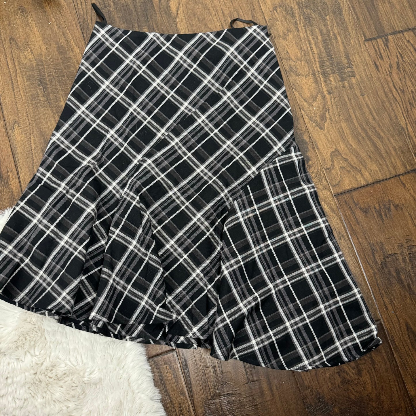 Vintage Plaid Asymmetric Midi Skirt