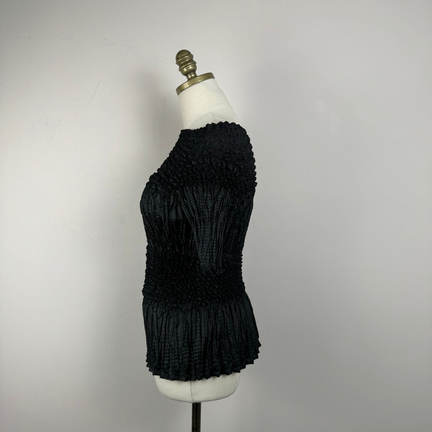 Vintage Black Crinkled Pleated Bubble Top