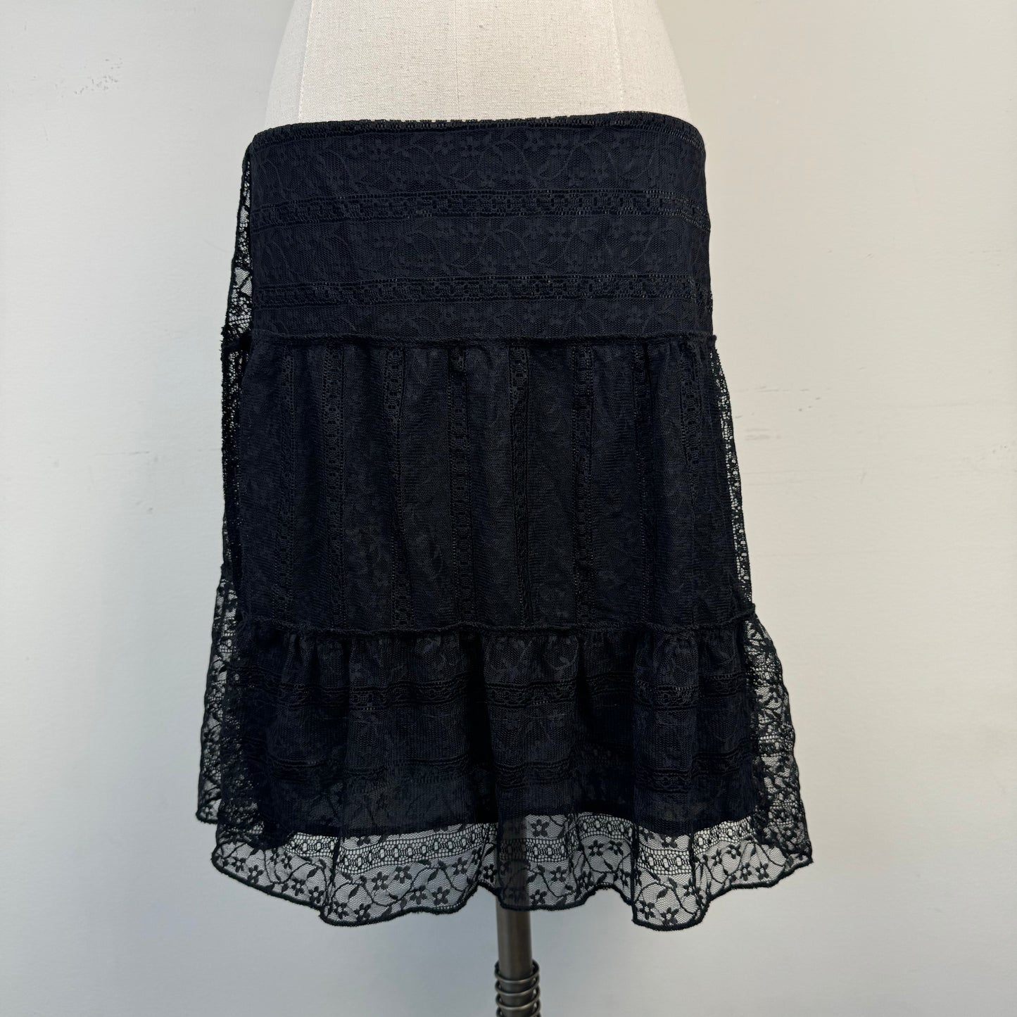 Black Lace Mesh Overlay Midi Skirt