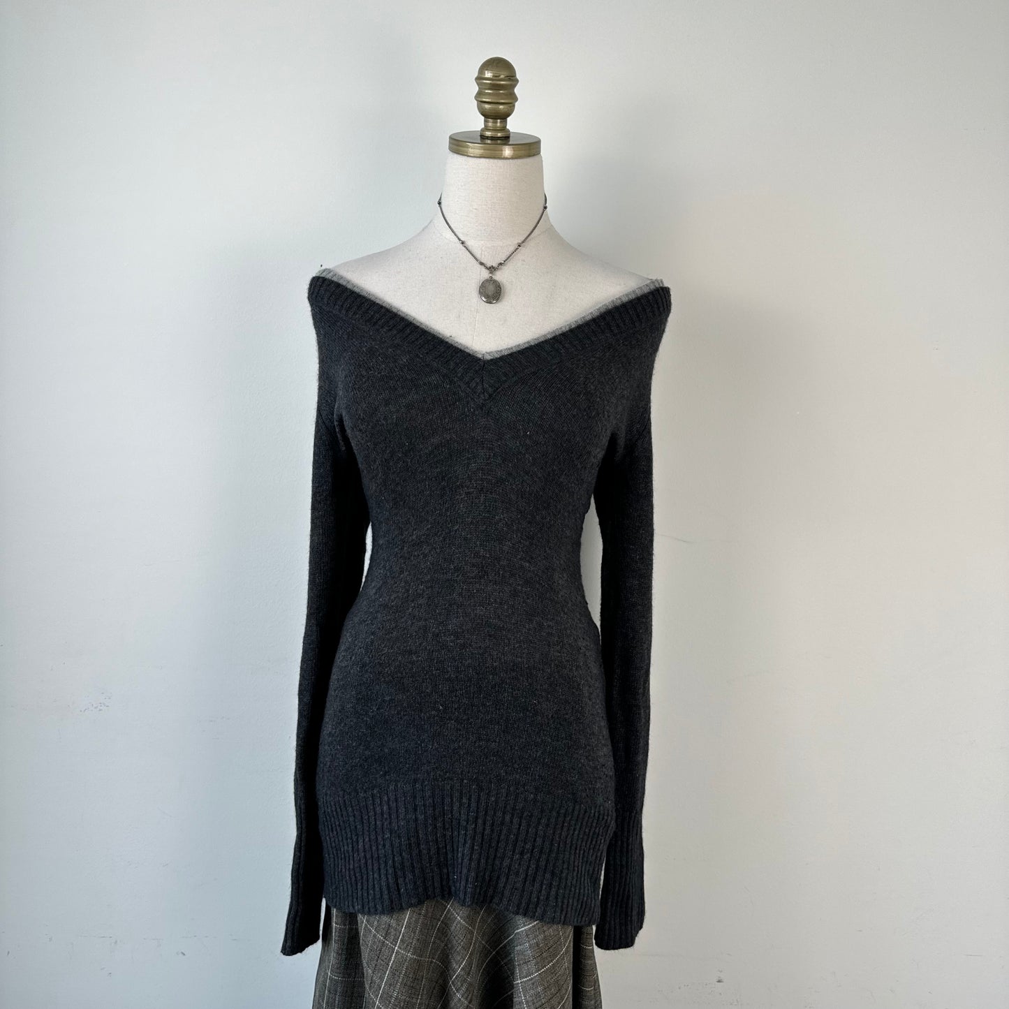 Costa Blanca Fitted Two-Tone Trim Sweater