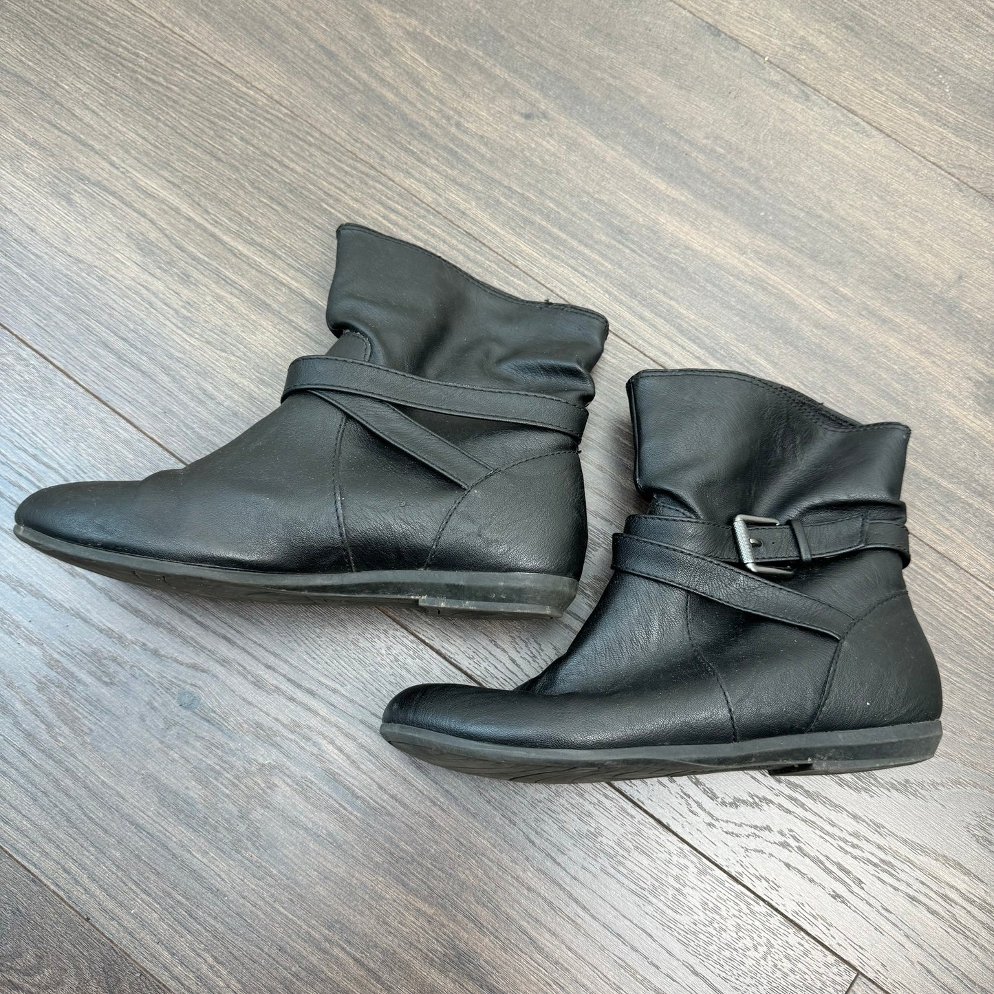 AE Black Leather Biker Boots (US7)