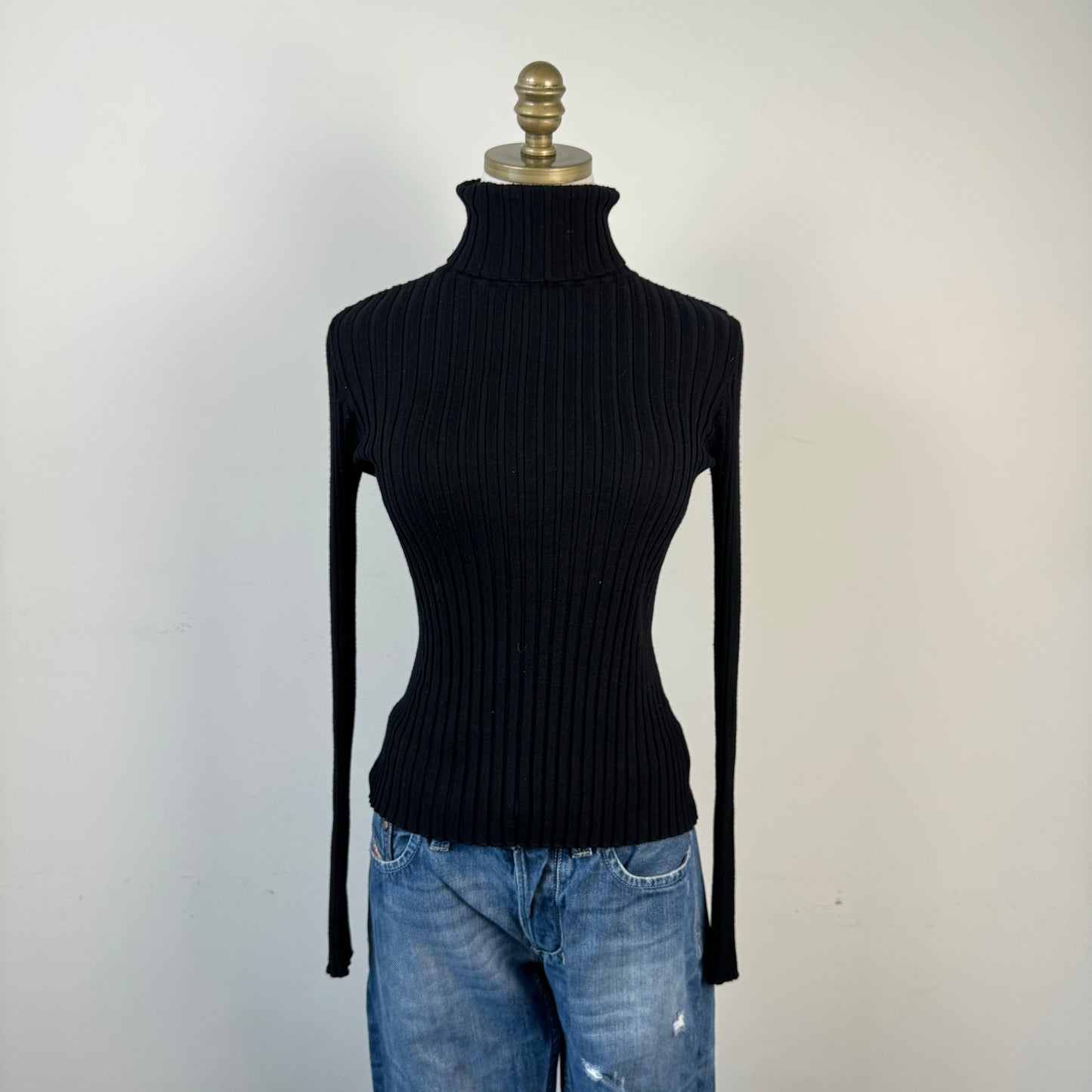 Black Ribbed Knit Fitted Turtleneck Sweater