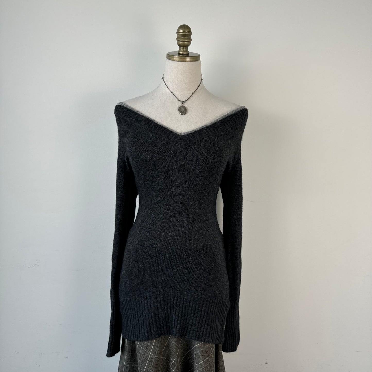 Costa Blanca Fitted Two-Tone Trim Sweater