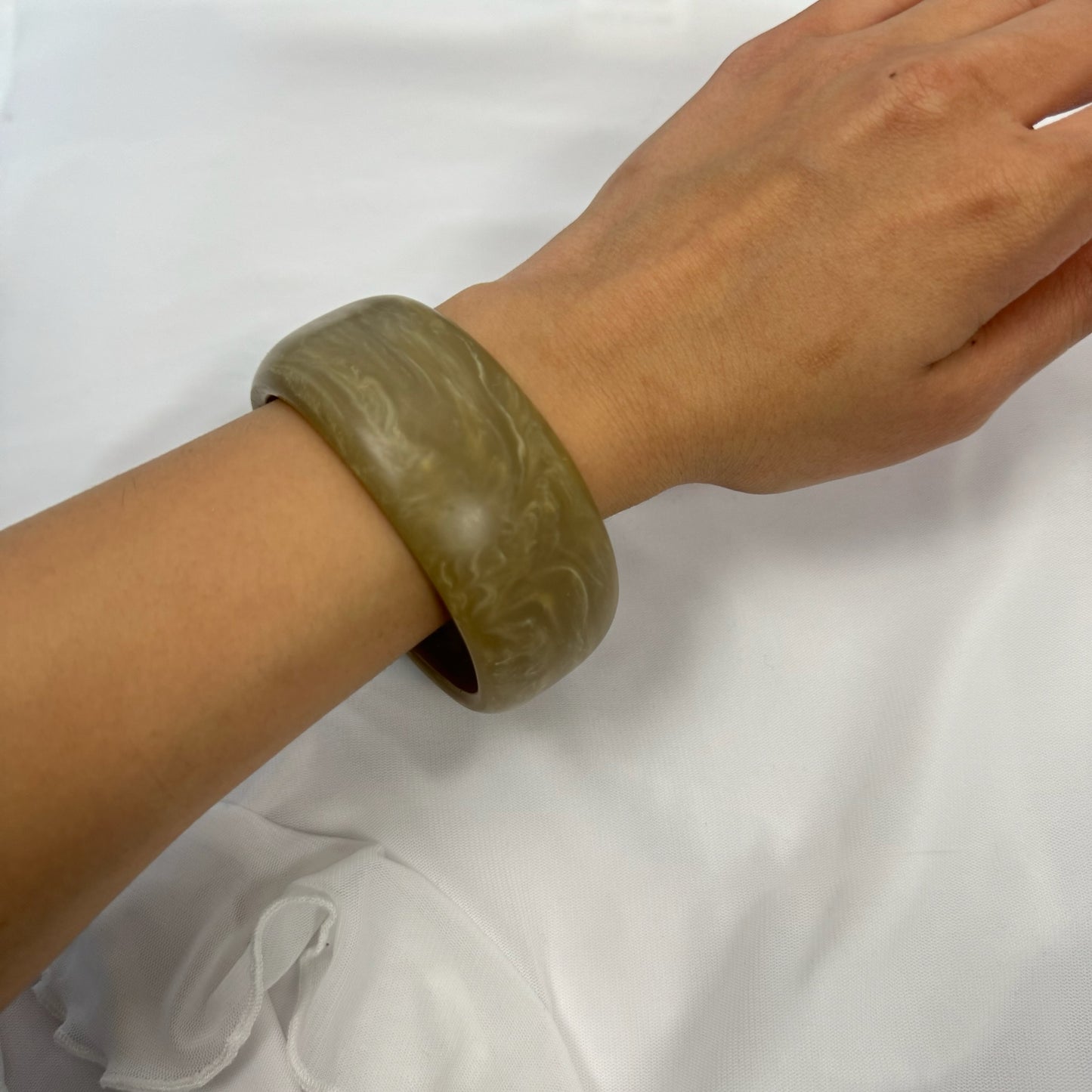 Chunky Light Brown Bangle