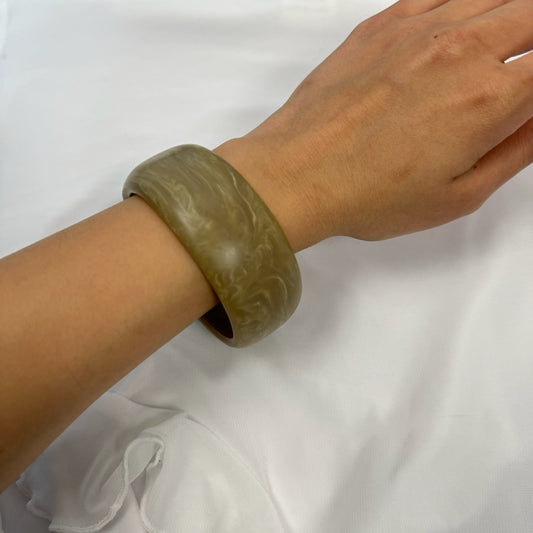 Chunky Light Brown Bangle