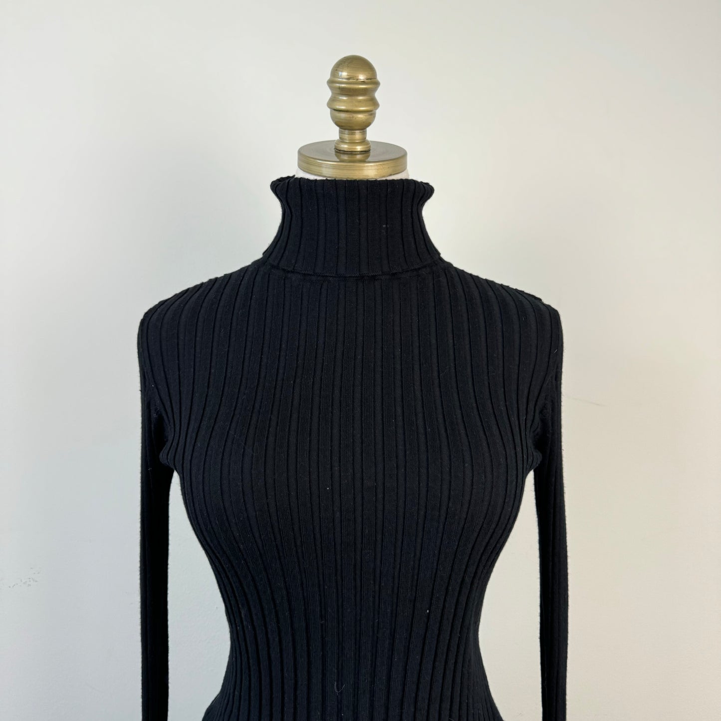 Black Ribbed Knit Fitted Turtleneck Sweater