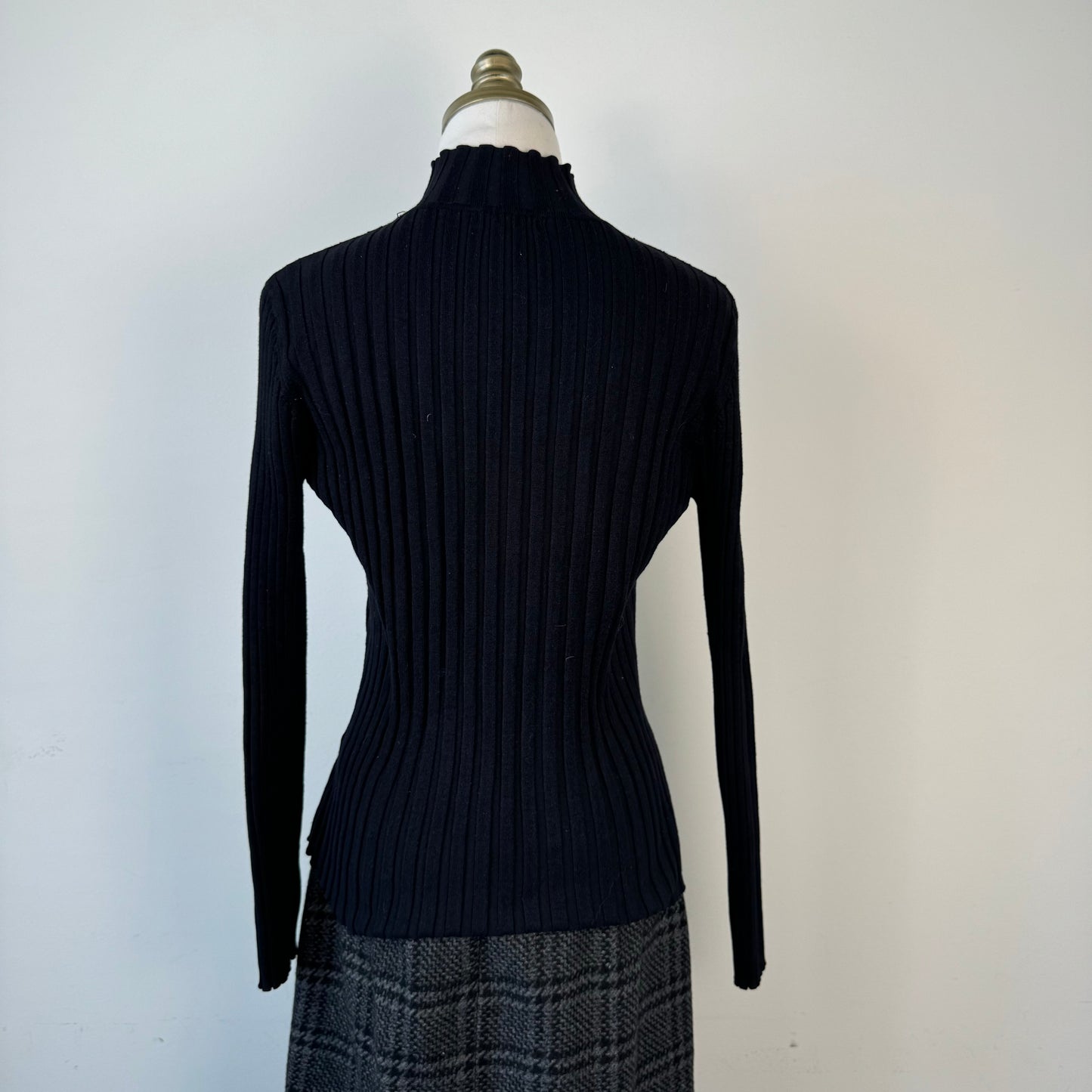 Black Fitted Ribbed Turtleneck Long Sleeve Top
