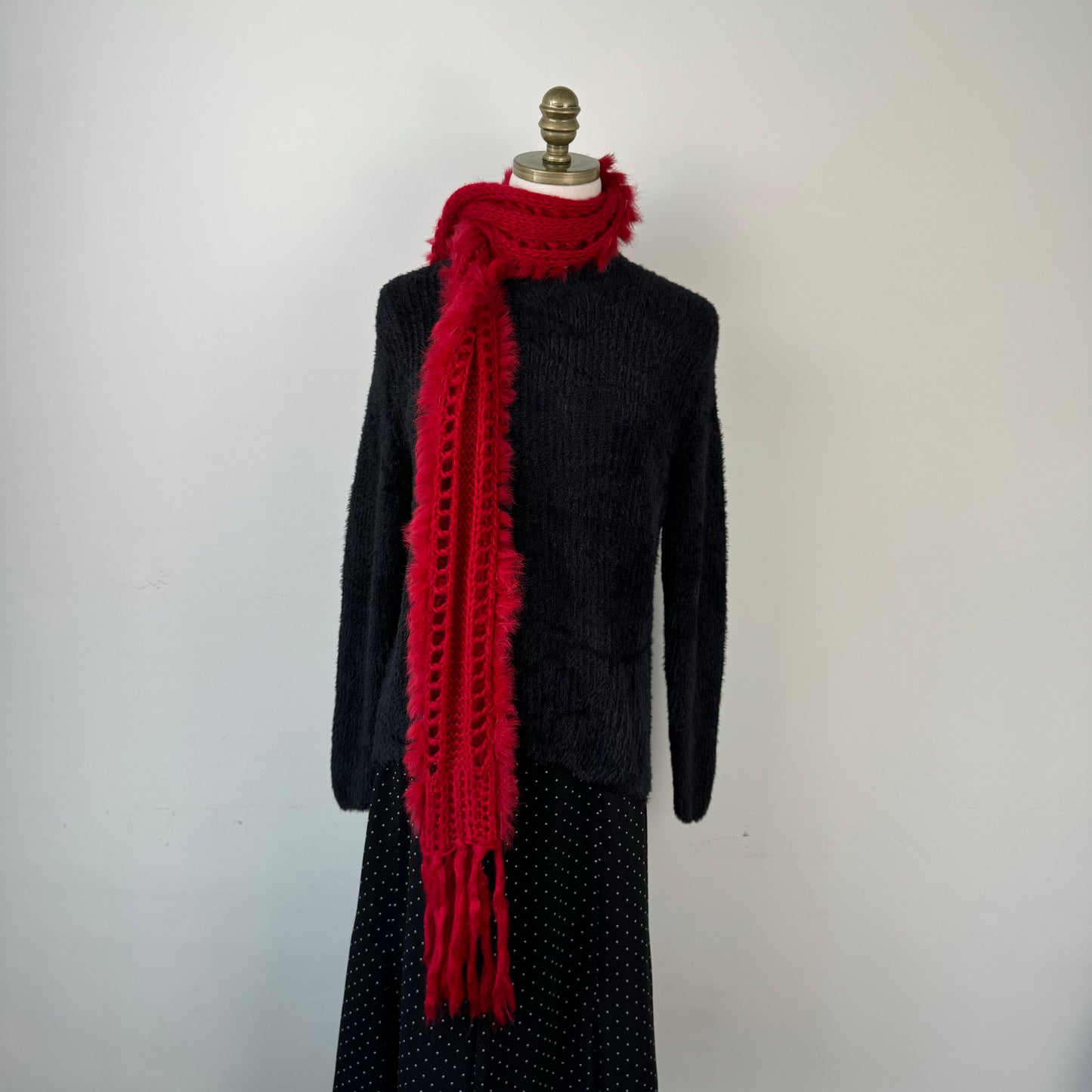 Red Cable Knit Fur Trim Scarf