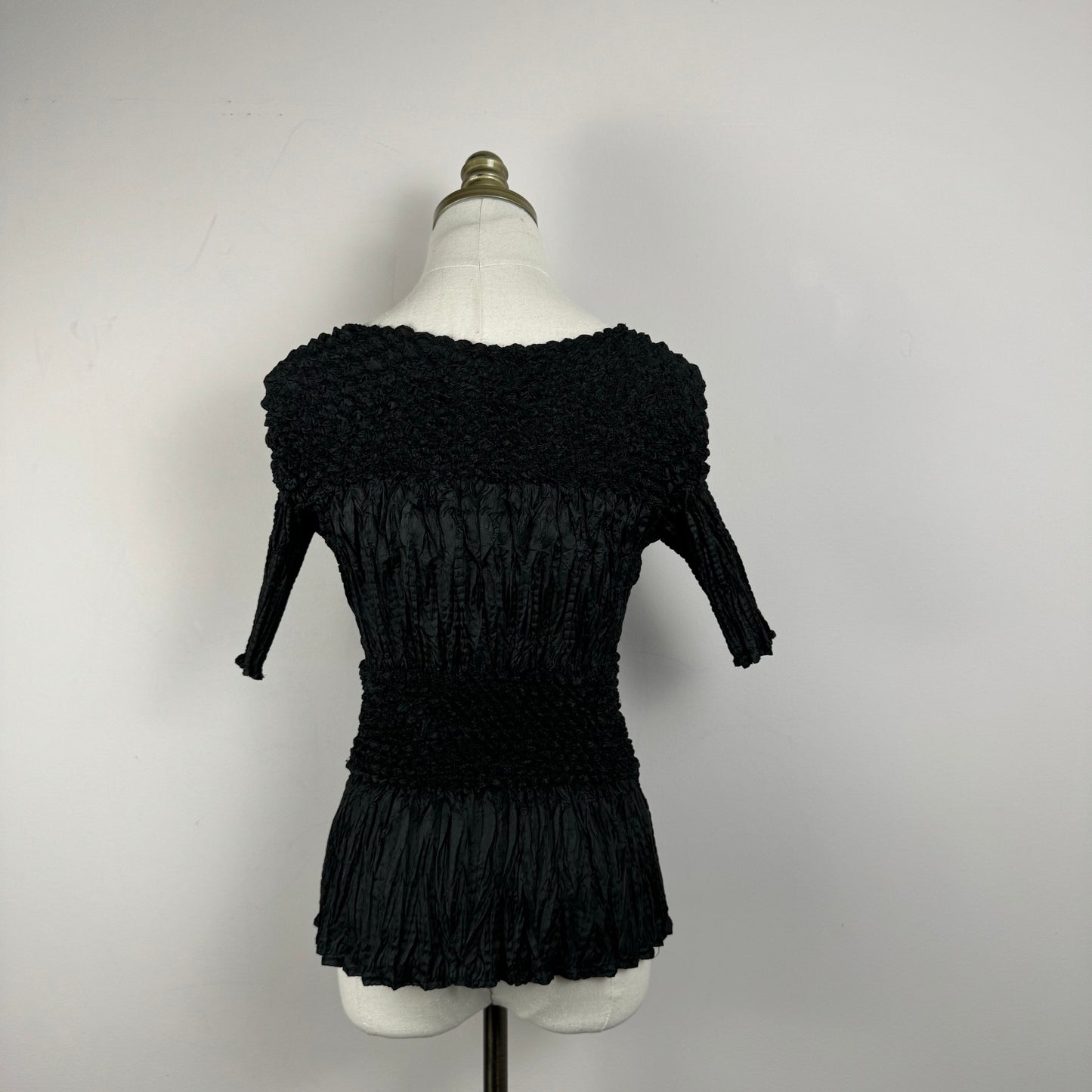 Vintage Black Crinkled Pleated Bubble Top