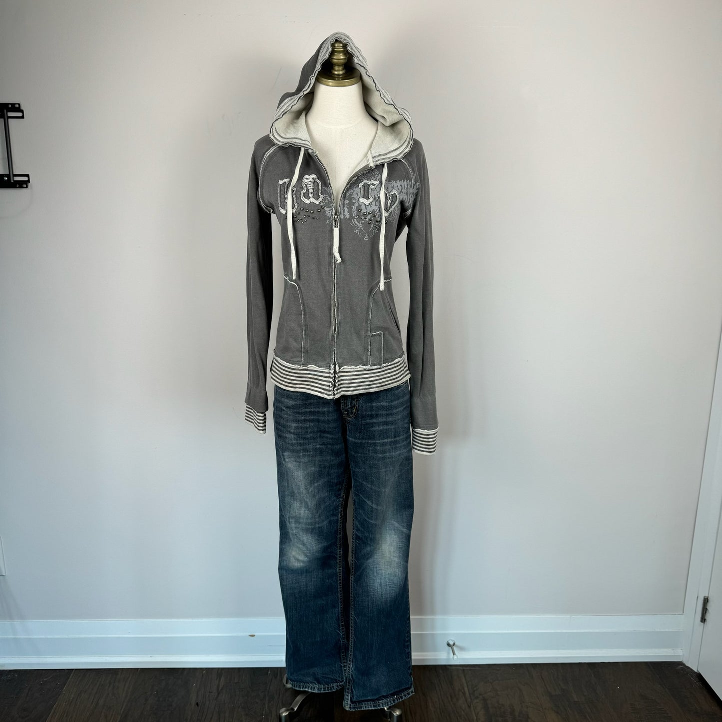 Y2K Grunge Zip Up Sweater