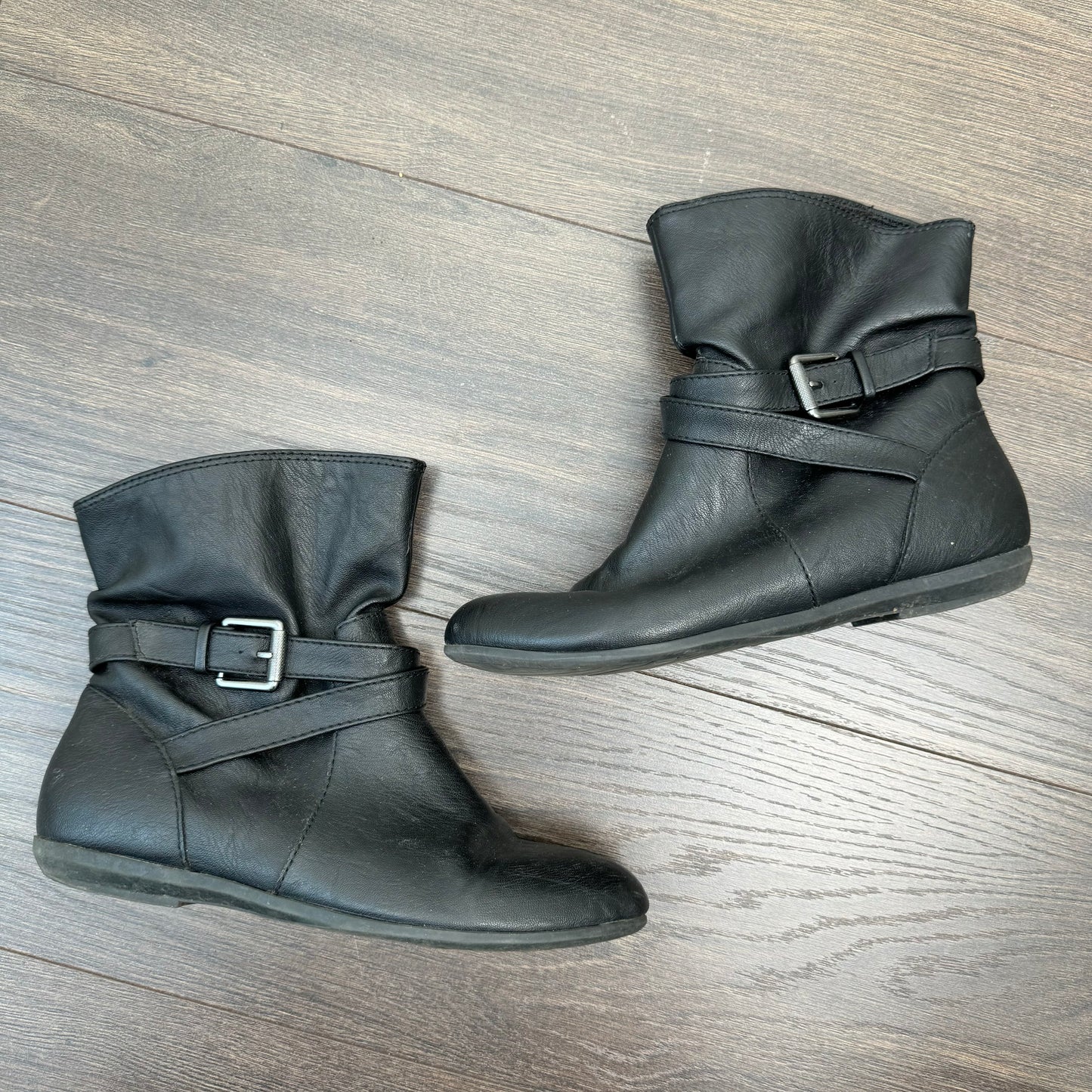 AE Black Leather Biker Boots (US7)