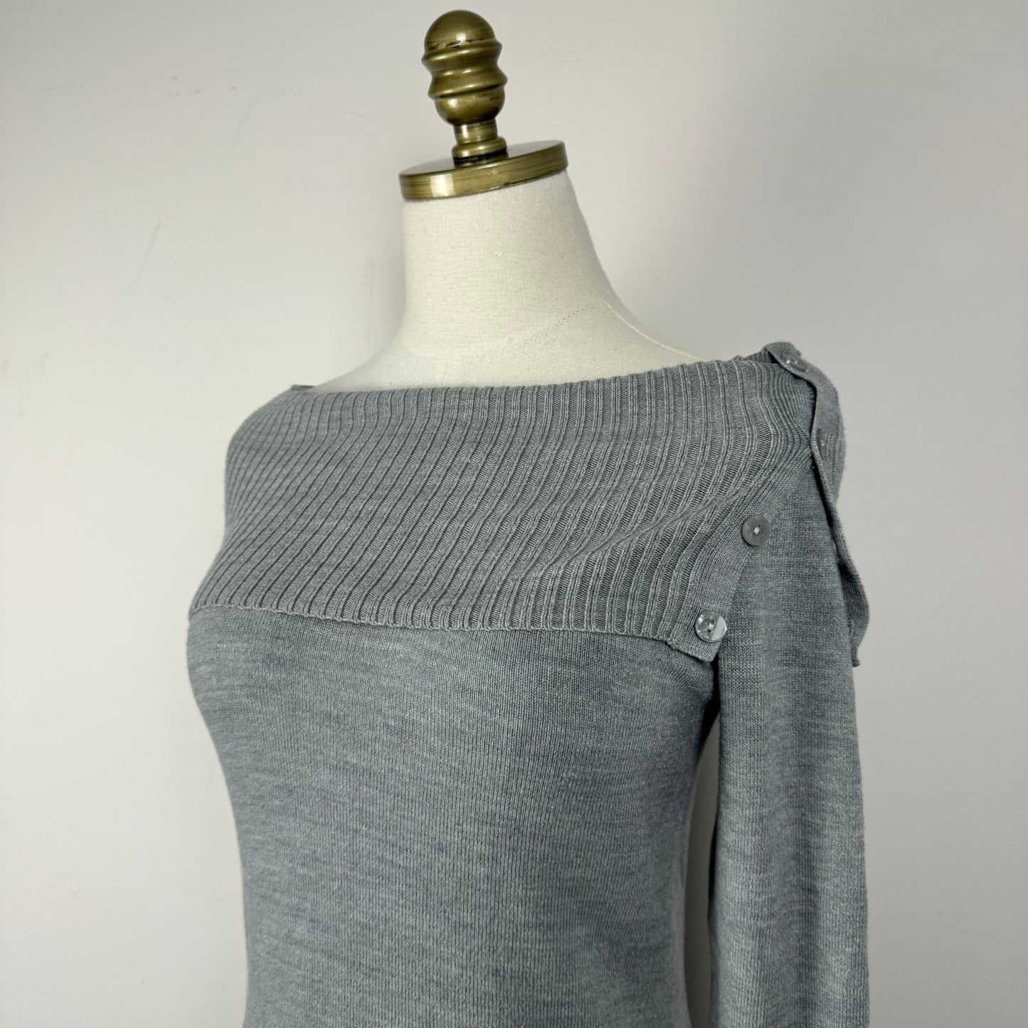 Vintage Grey Boat Neck / Off Shoulder Sweater