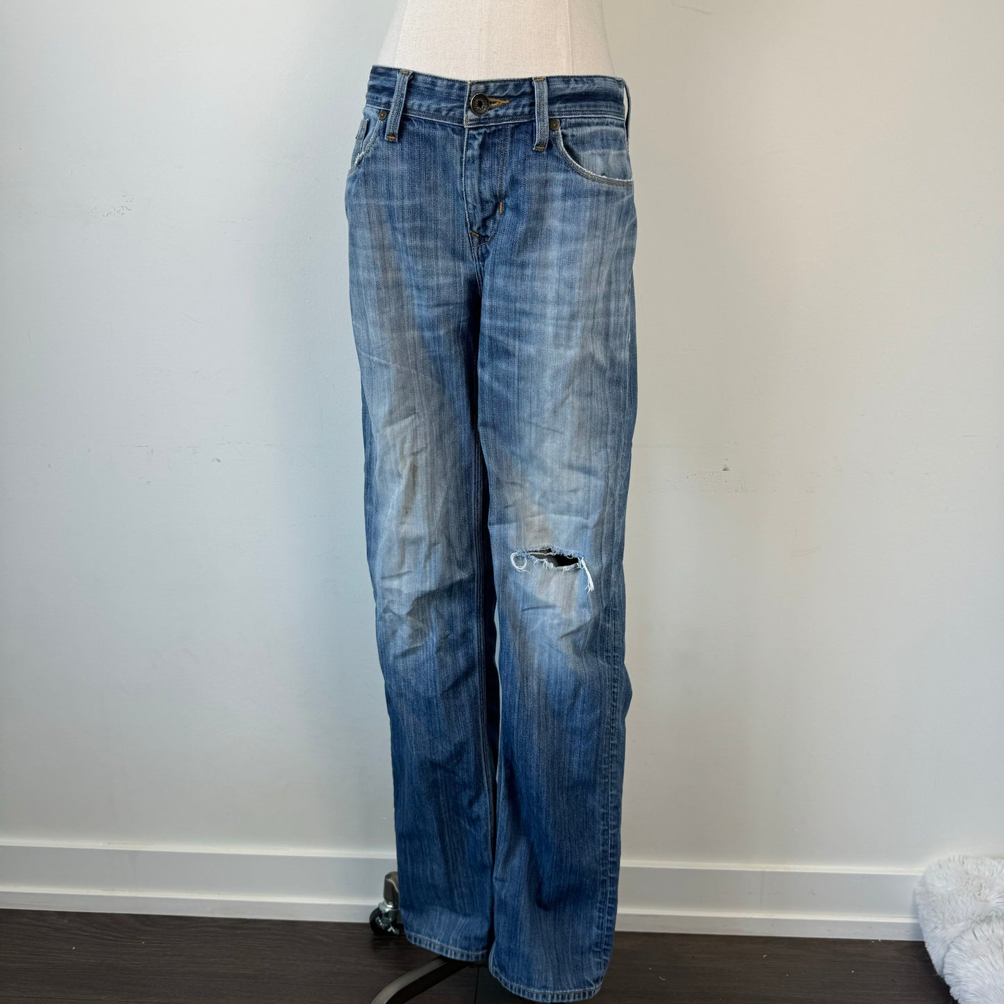Guess Faded Straight Cut Jeans