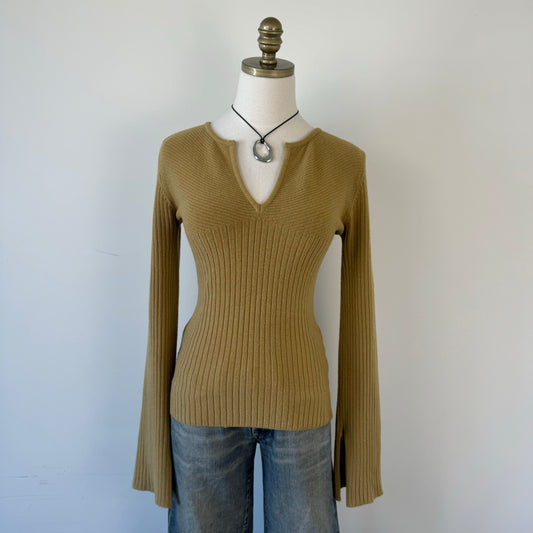 Costa Blanca Bell Sleeve Fitted Top