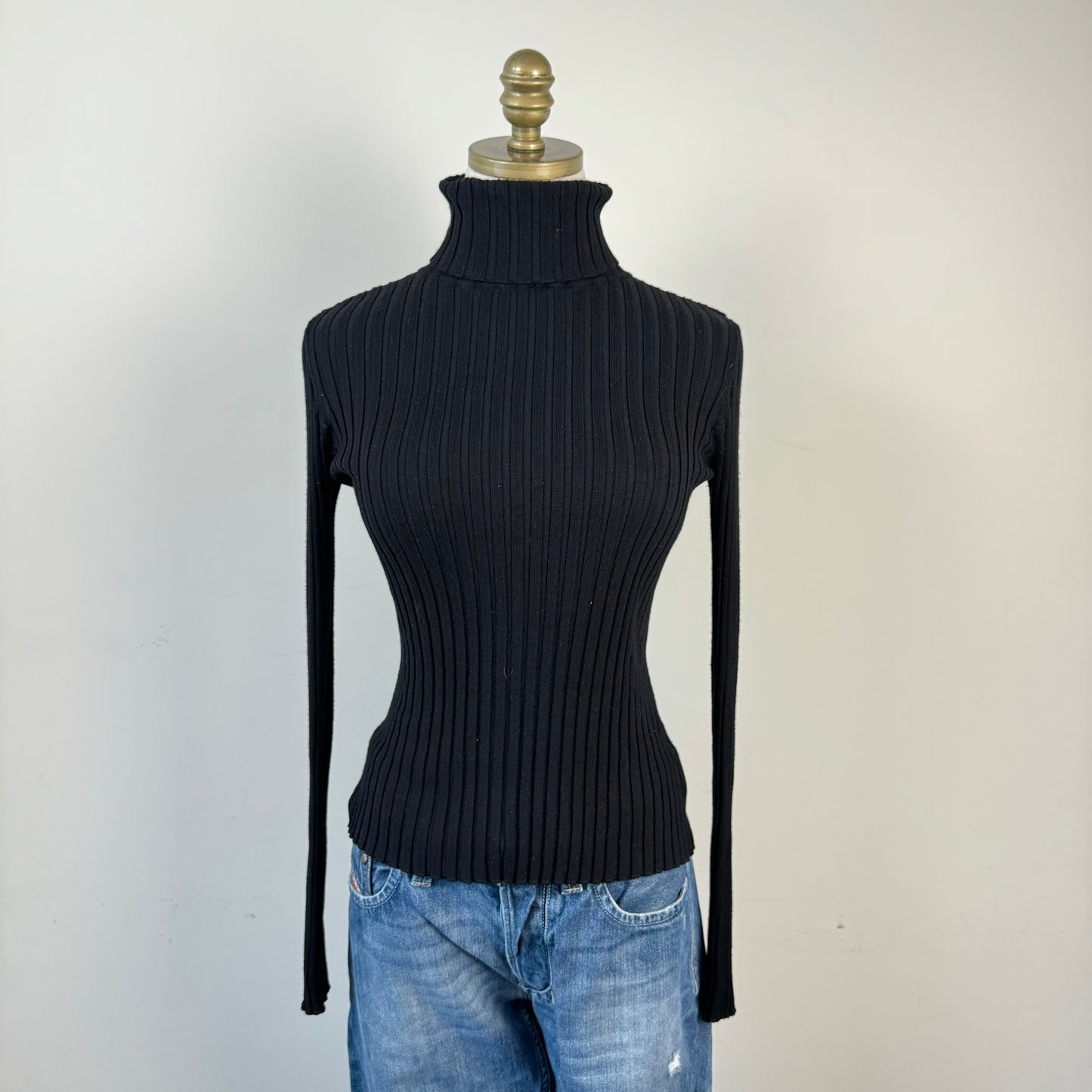 Black Ribbed Knit Fitted Turtleneck Sweater