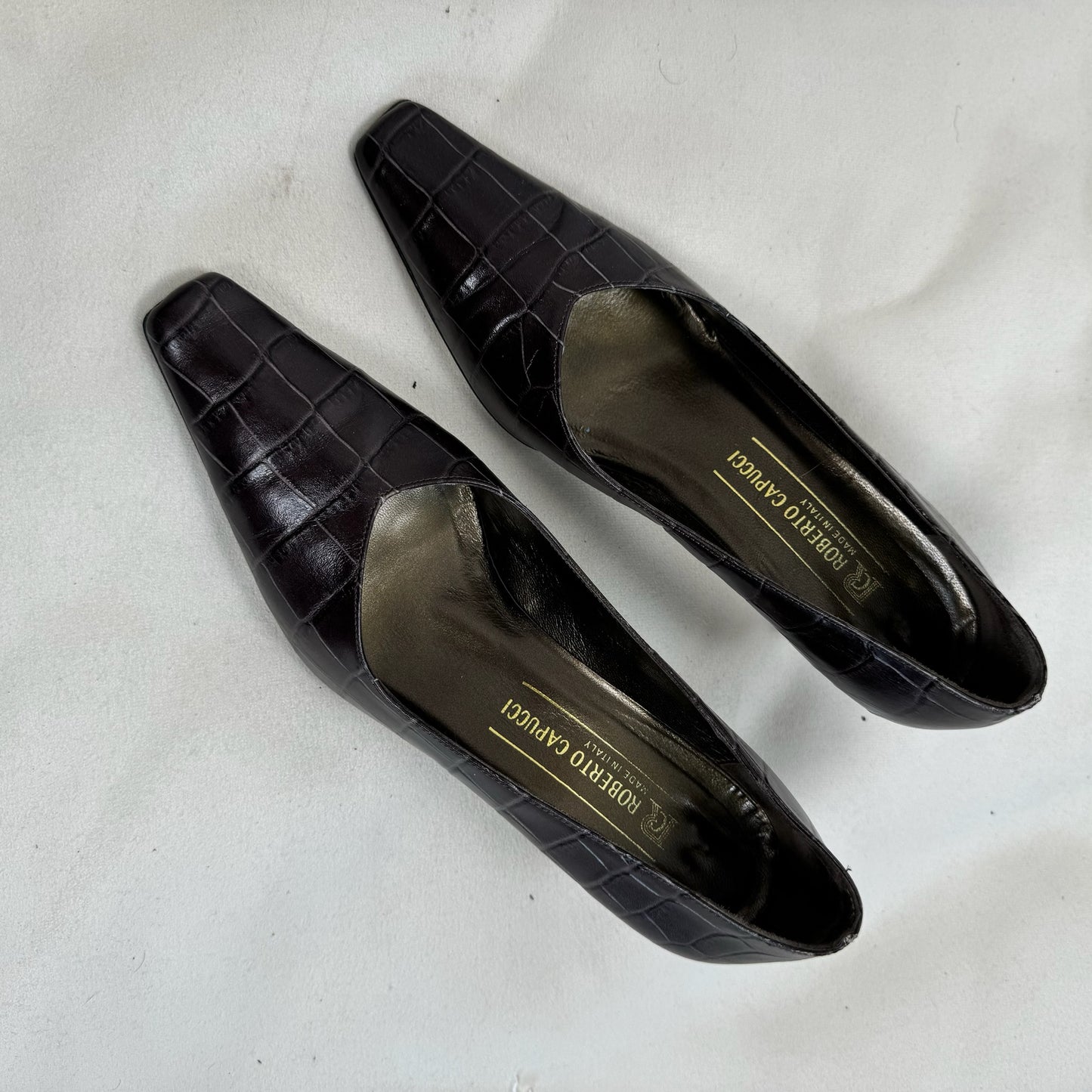 Vintage Pointed Toe Kitten Heels