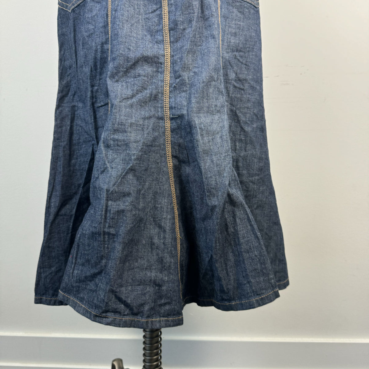 Vintage Camaieu Dark Wash Denim Pleated Midi Skirt – view 7
