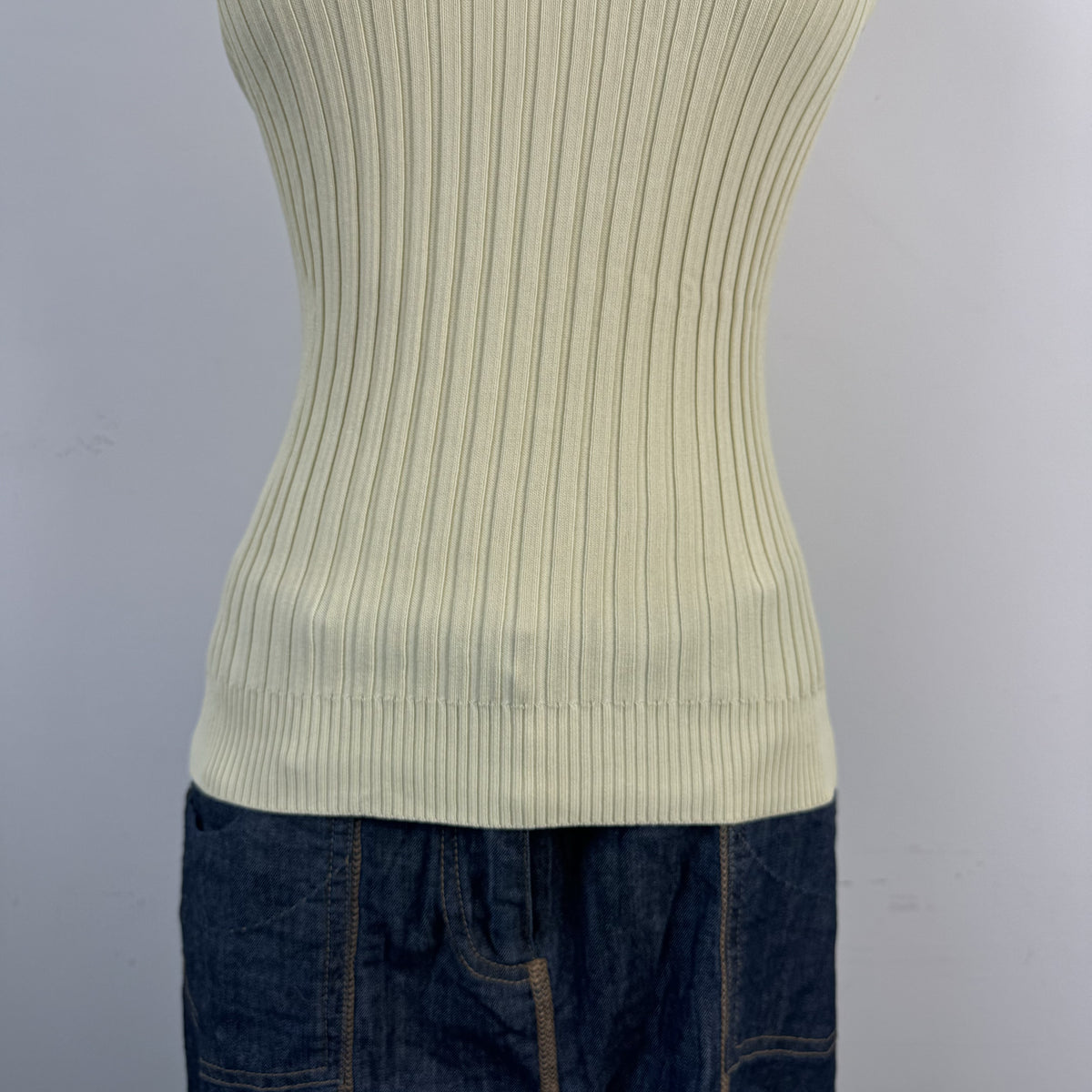 Cream Ribbed Fitted Knit Top with Gemstone Neckline Detail – view 7