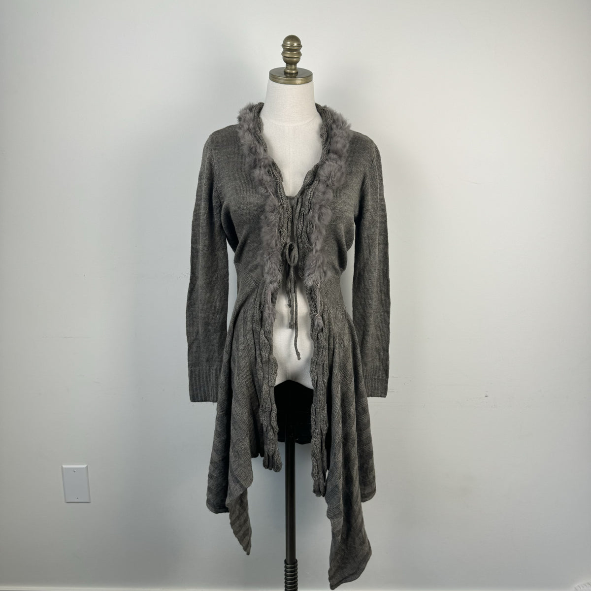 Vintage Grey Rabbit Fur Trim Open Front Tie Up Cardigan – view 4