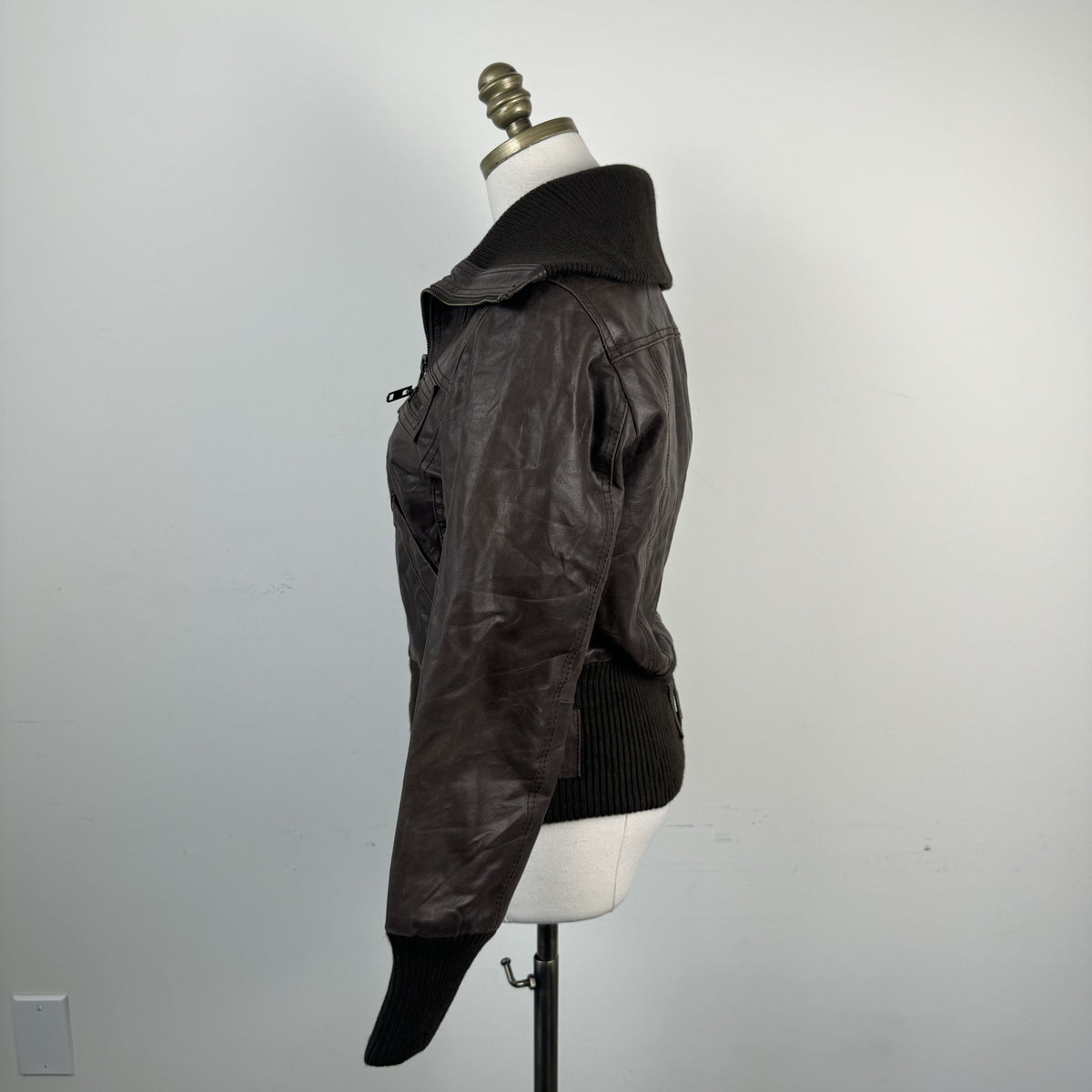 Vintage New Look Dark Brown Leather Zip Up Funnel Neck Jacket – view 5