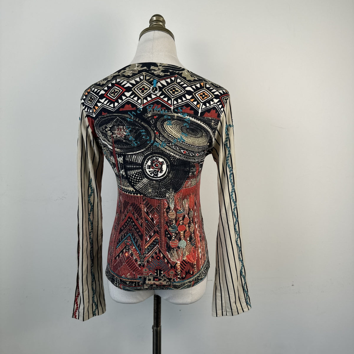 Vintage Save the Queen Graphic Print Boat Neck Bell Sleeve Top – view 6