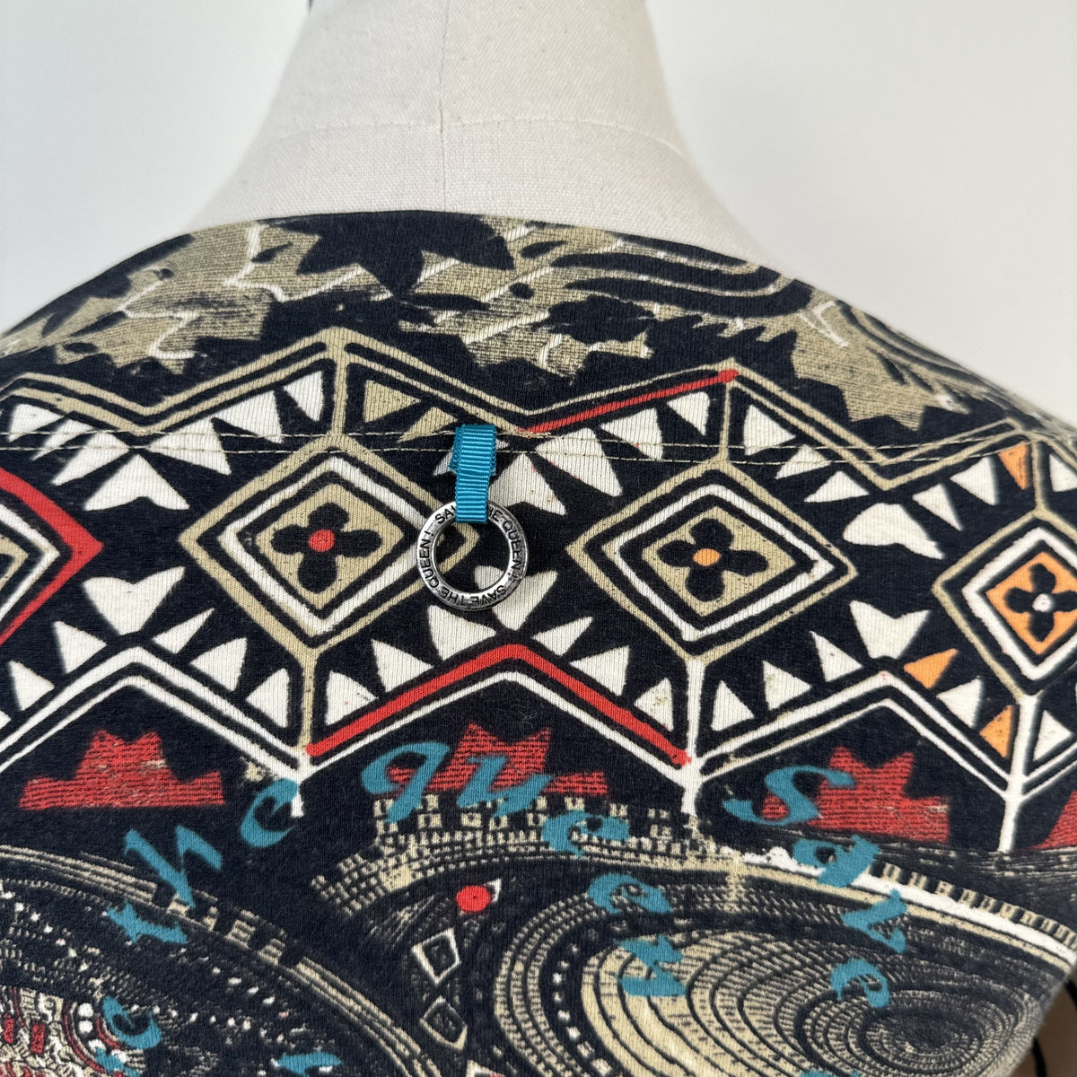 Vintage Save the Queen Graphic Print Boat Neck Bell Sleeve Top – view 9