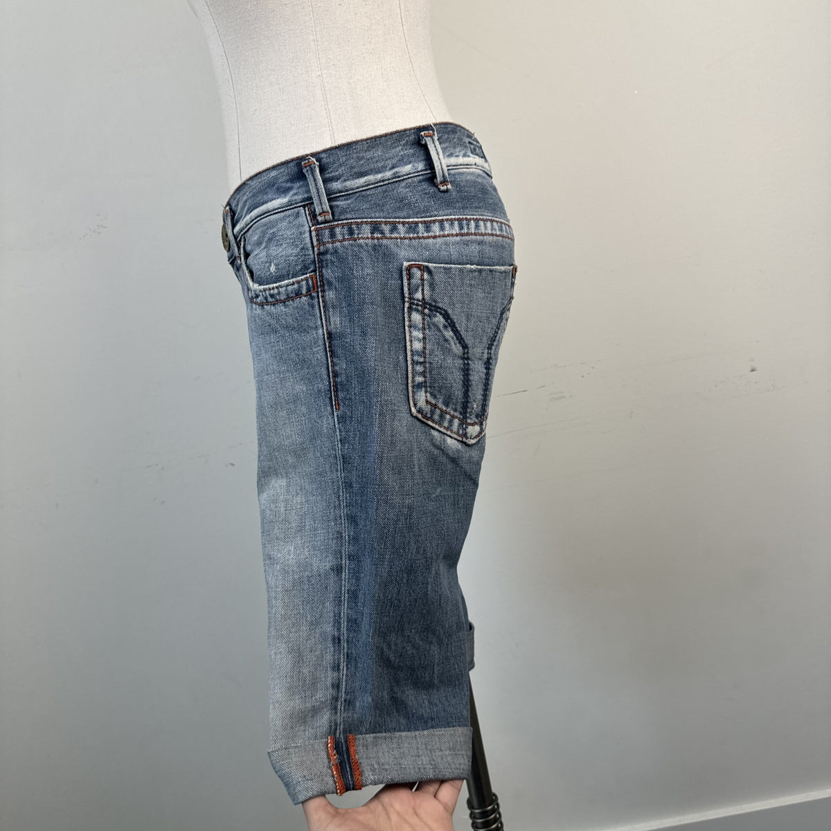 Y2K Miss Sixty Light Wash Denim Capris – view 3