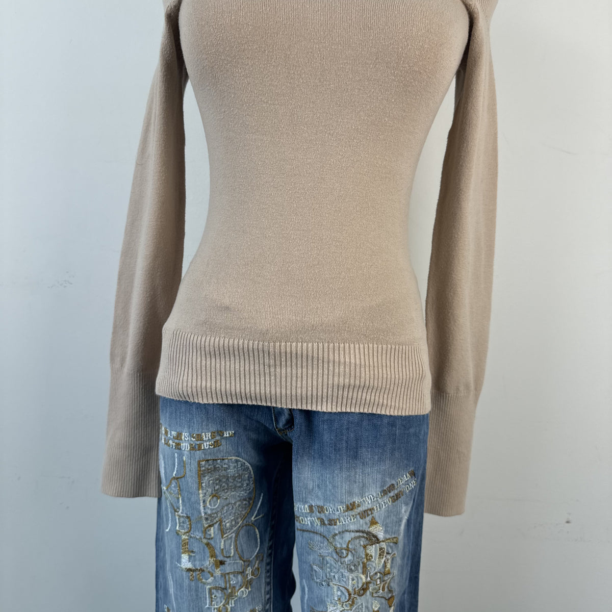 Vintage Jacob Beige Off Shoulder Fitted Knit Long Sleeve Top – view 3