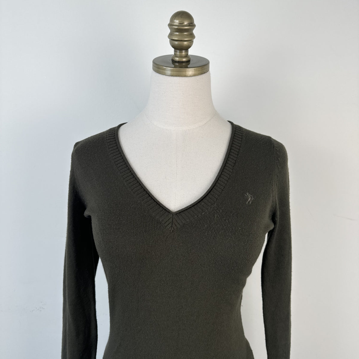 Y2K EDC by Esprit Olive Khaki Fitted Logo Knit Sweater – view 3