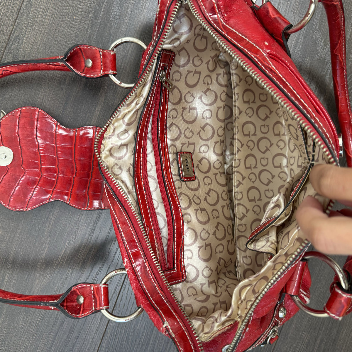 Y2K Guess Red Croco Print Leather Shoulder Bag – view 3