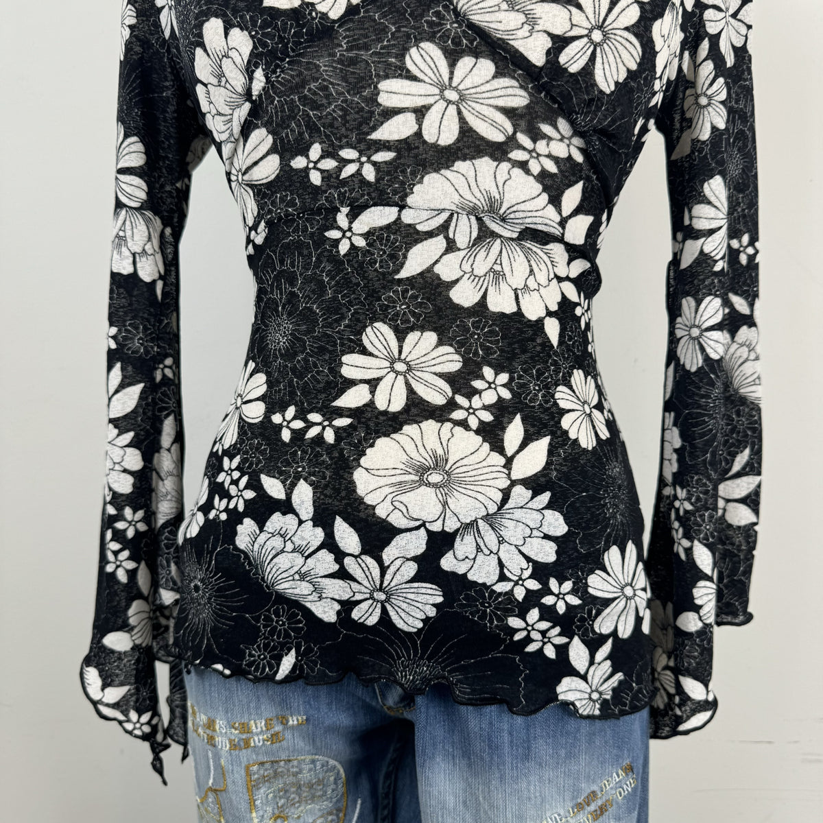 Vintage Yera Black Floral Mesh Babydoll Bell Sleeve Top – view 10