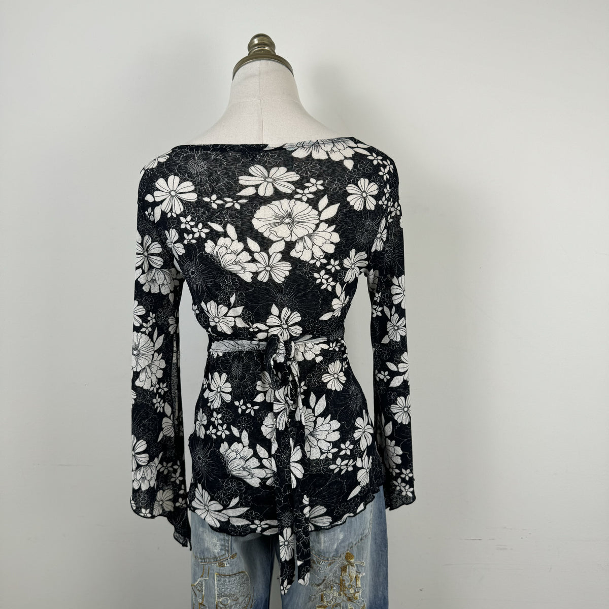 Vintage Yera Black Floral Mesh Babydoll Bell Sleeve Top – view 4
