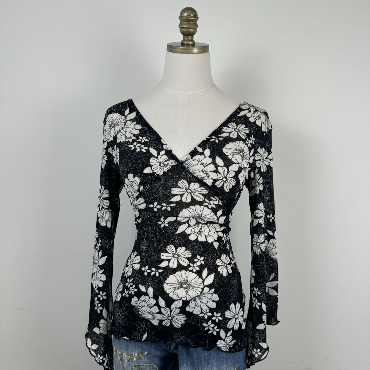 Vintage Yera Black Floral Mesh Babydoll Bell Sleeve Top – view 5
