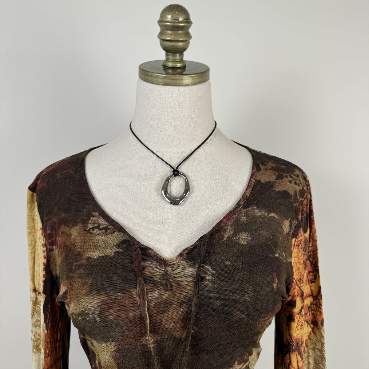 Vintage Luisa Cerano Graphic Print Mesh Bell Sleeve Top – view 9