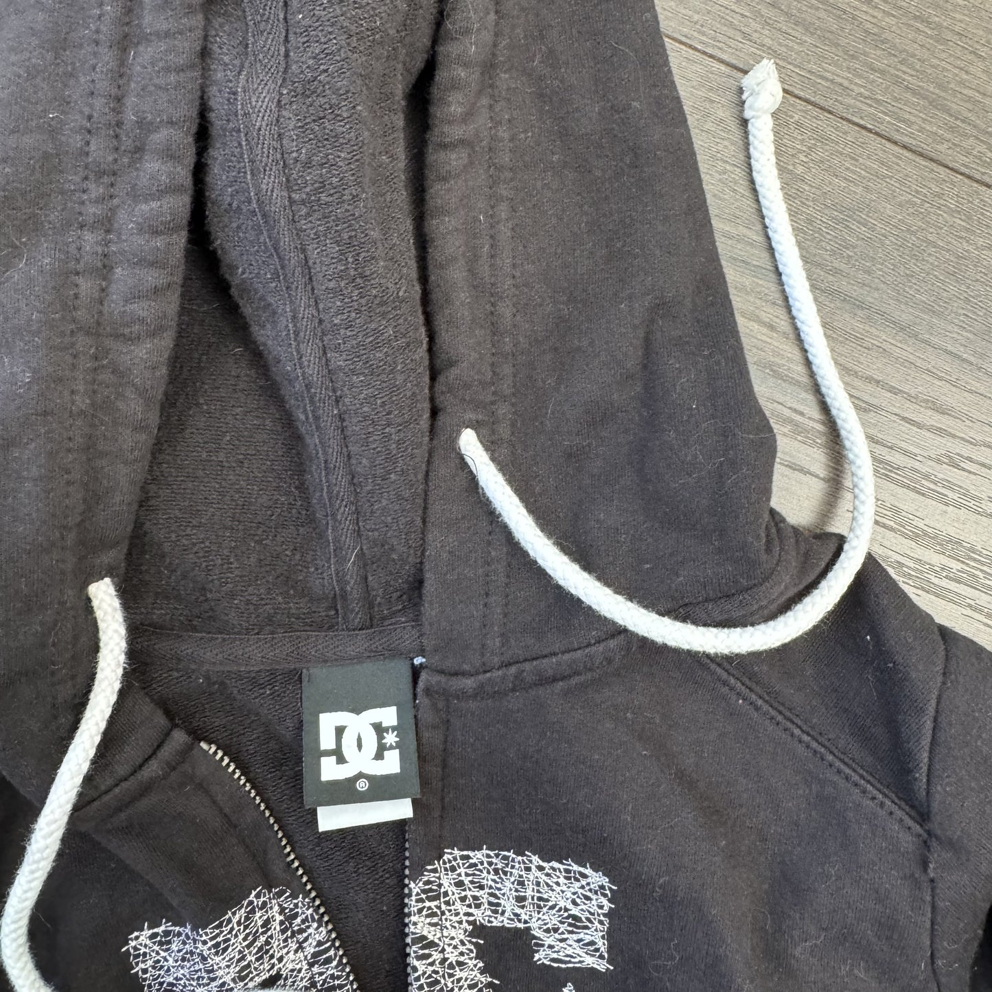 DC Y2K Black Graphic Zip Up Hoodie – view 2