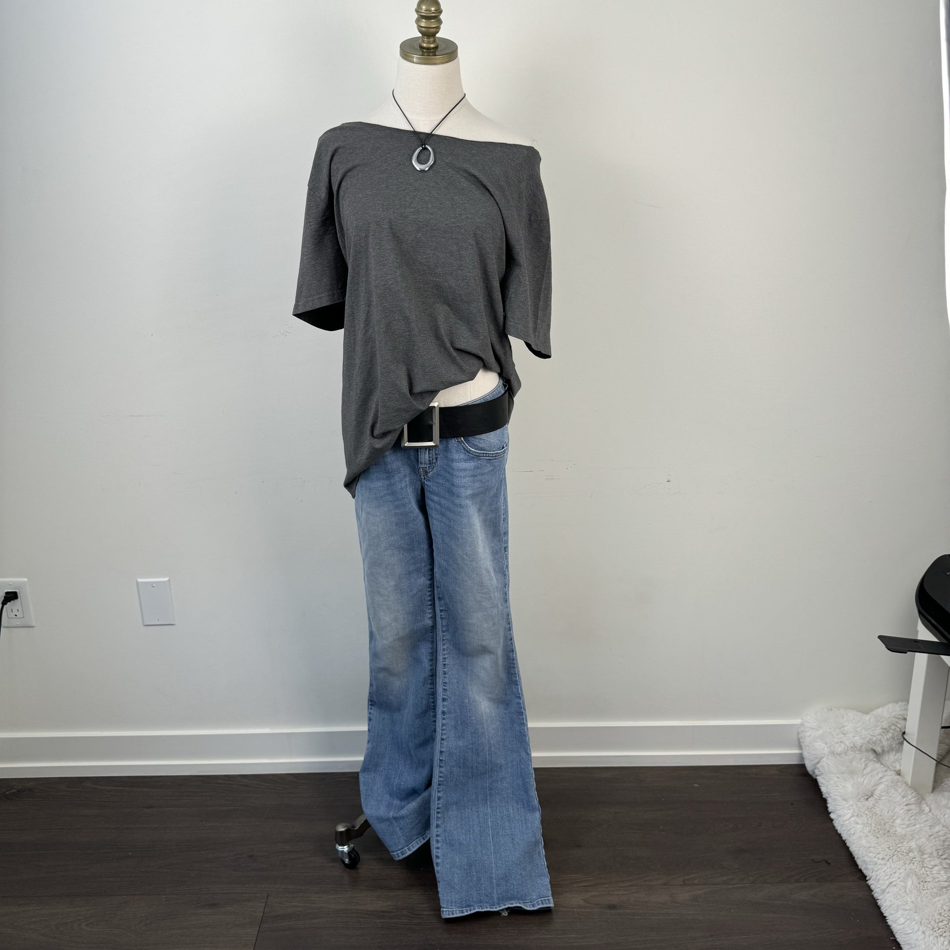 Dark Grey Oversized Off Shoulder Top – view 4