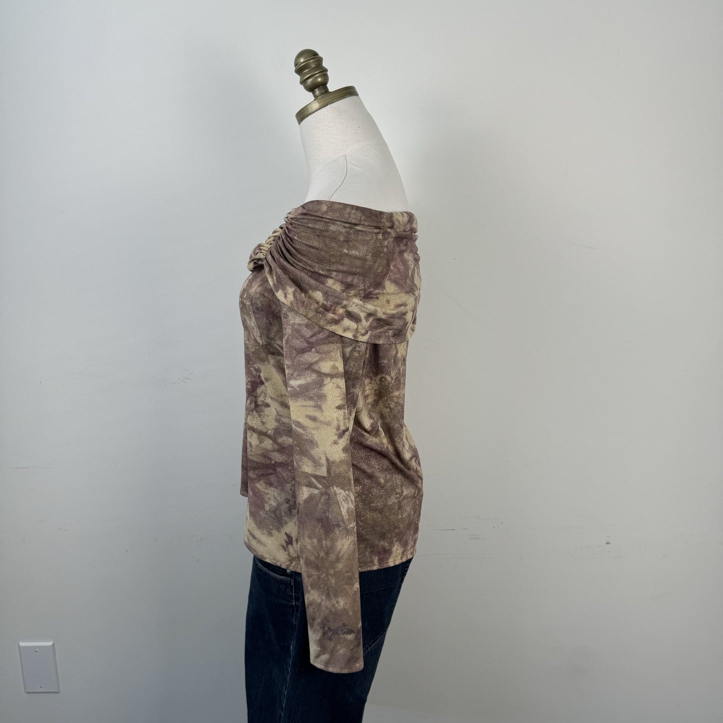 Artistic Print Off Shoulder Top – view 7