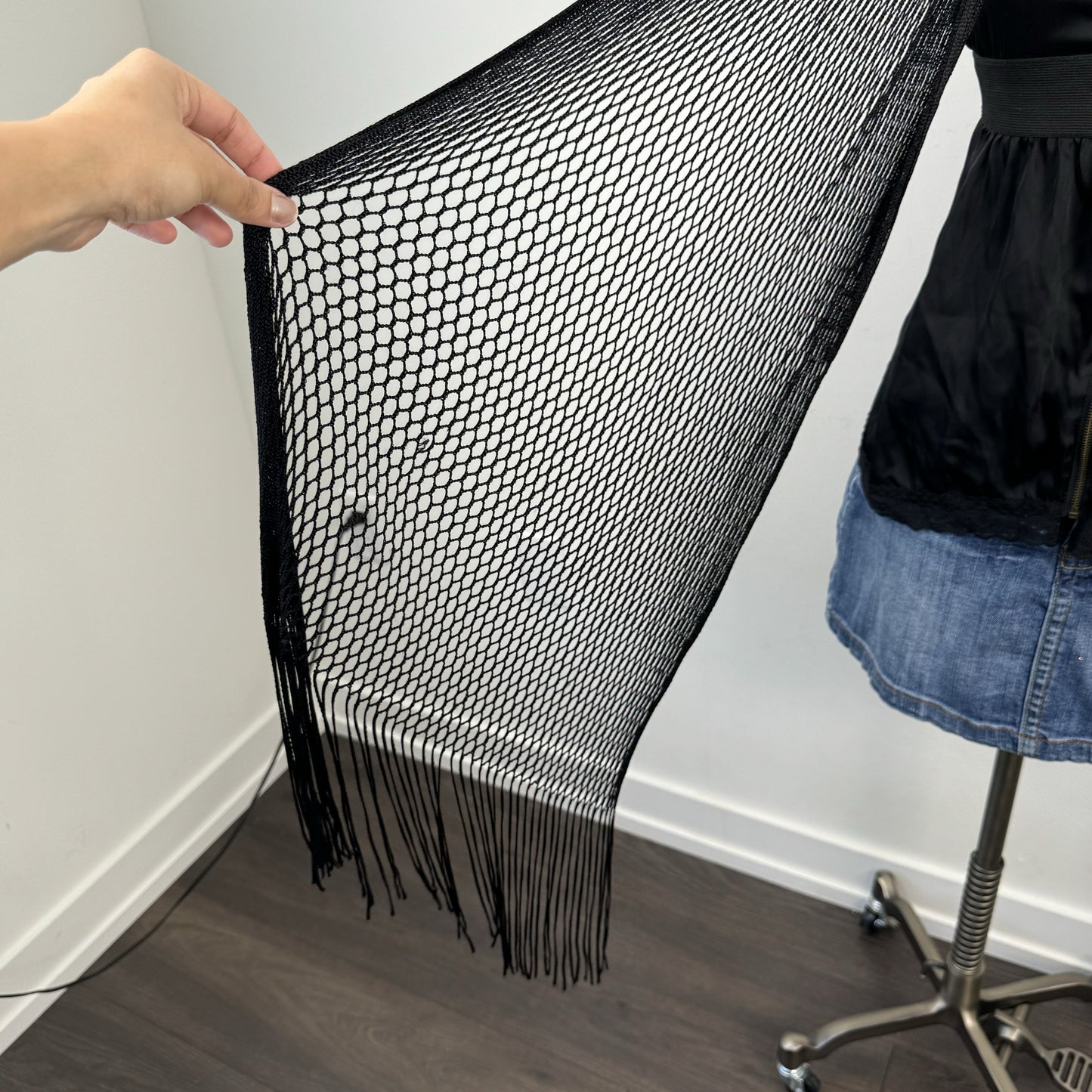 Black Fringe Open Knit Skinny Scarf – view 3