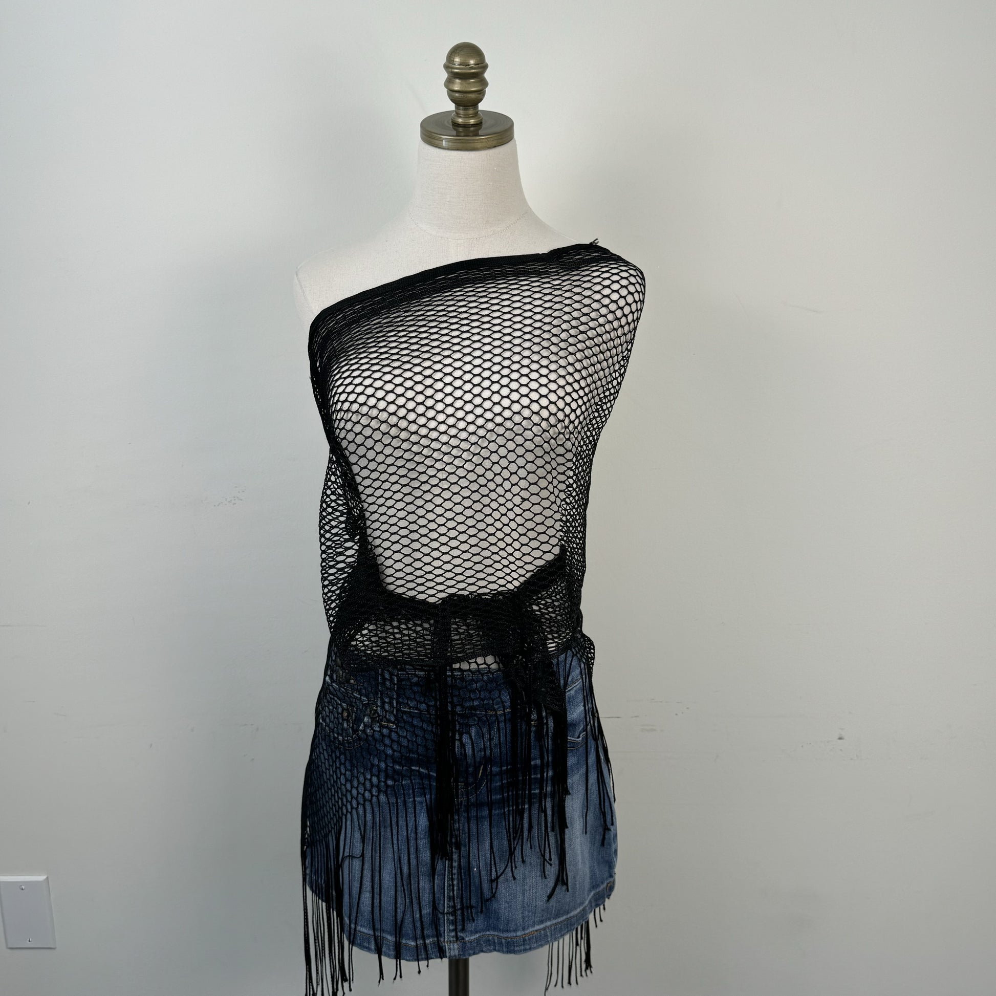 Black Fringe Open Knit Skinny Scarf – view 4
