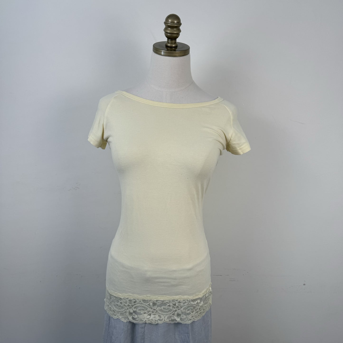 Pale Yellow Lace Boat Neck Top – view 5