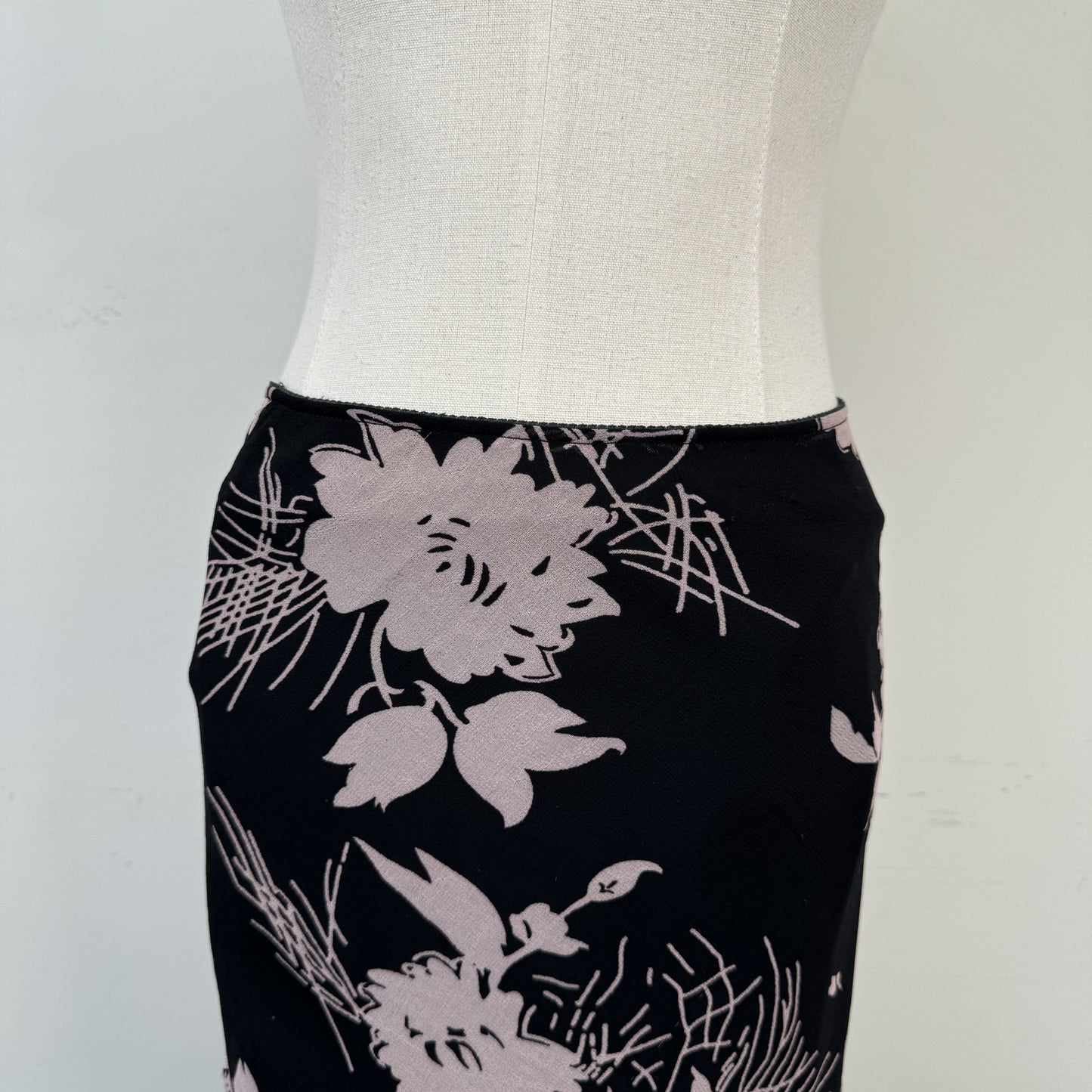Vintage Floral Mesh Maxi Skirt – view 2