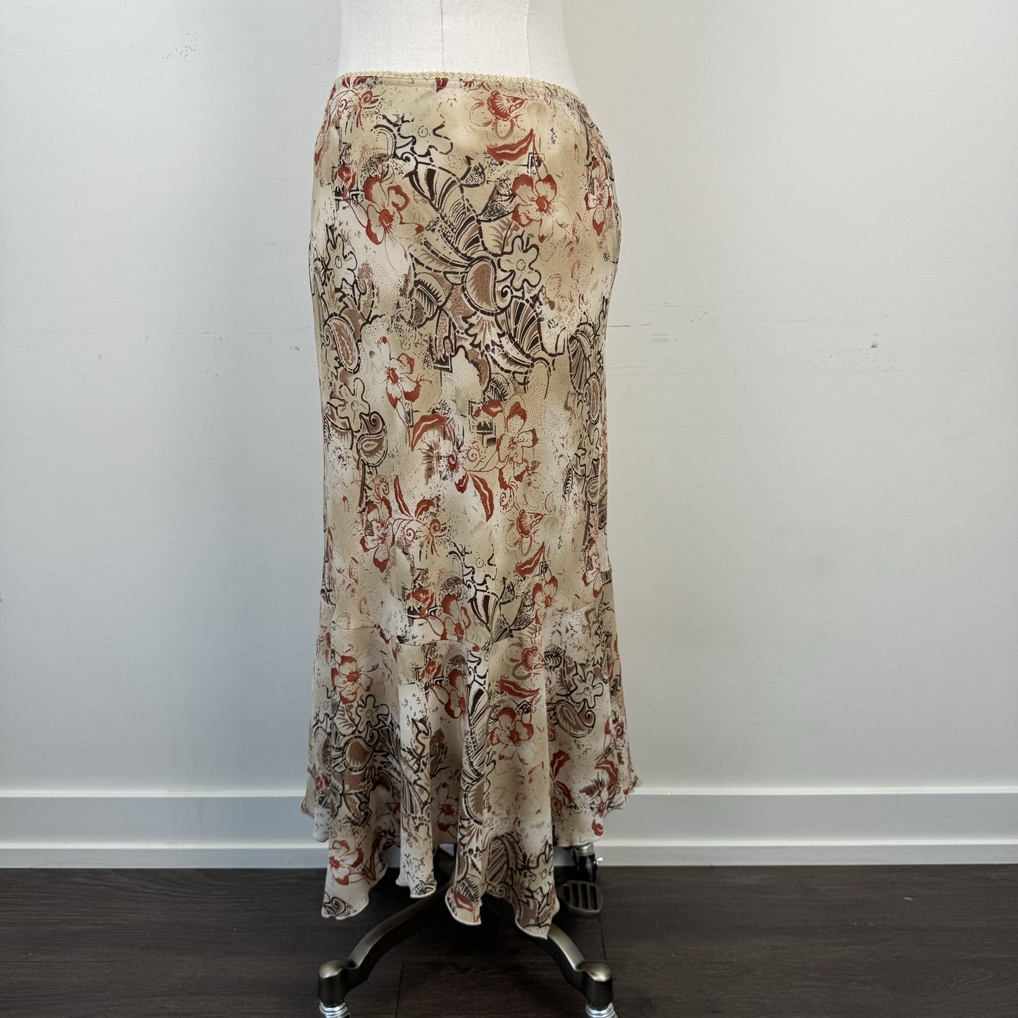 Vintage Floral Mesh Ruffled Midi Skirt – view 4