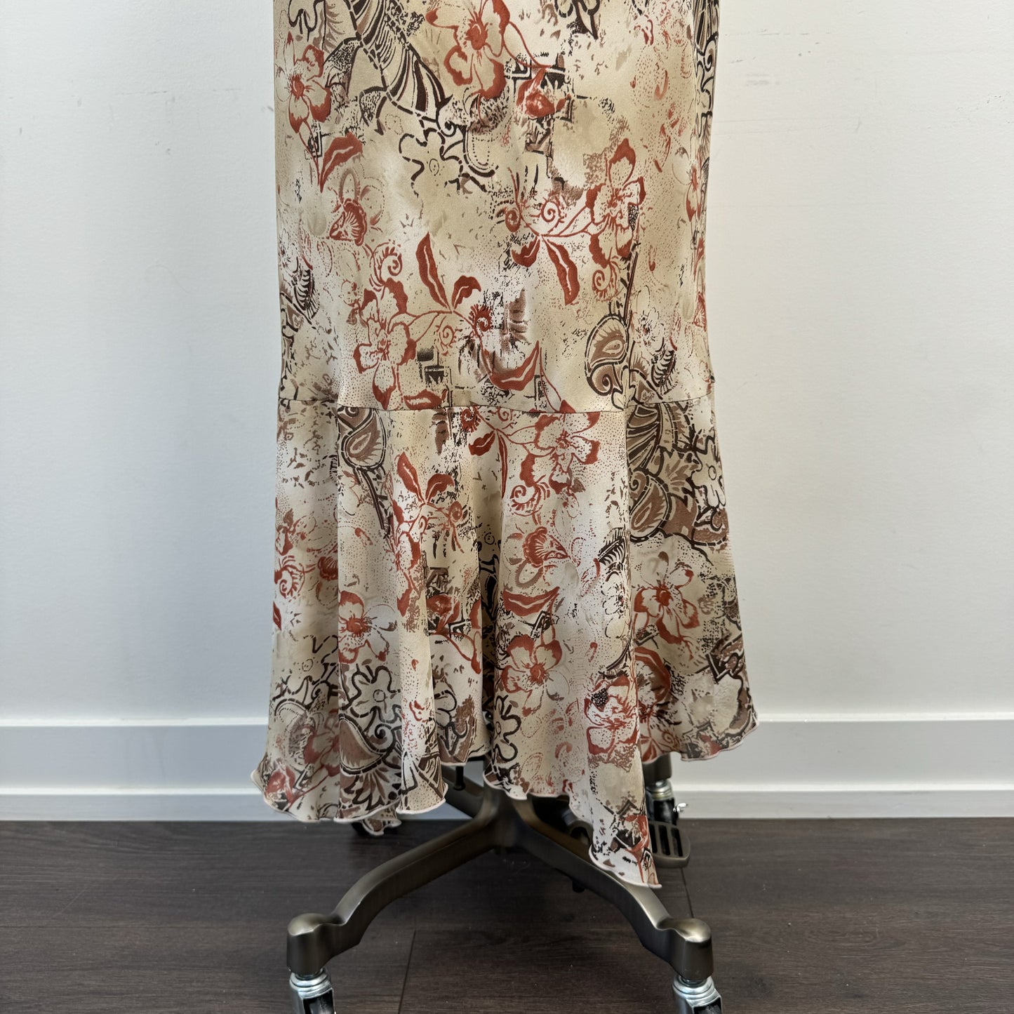 Vintage Floral Mesh Ruffled Midi Skirt – view 5