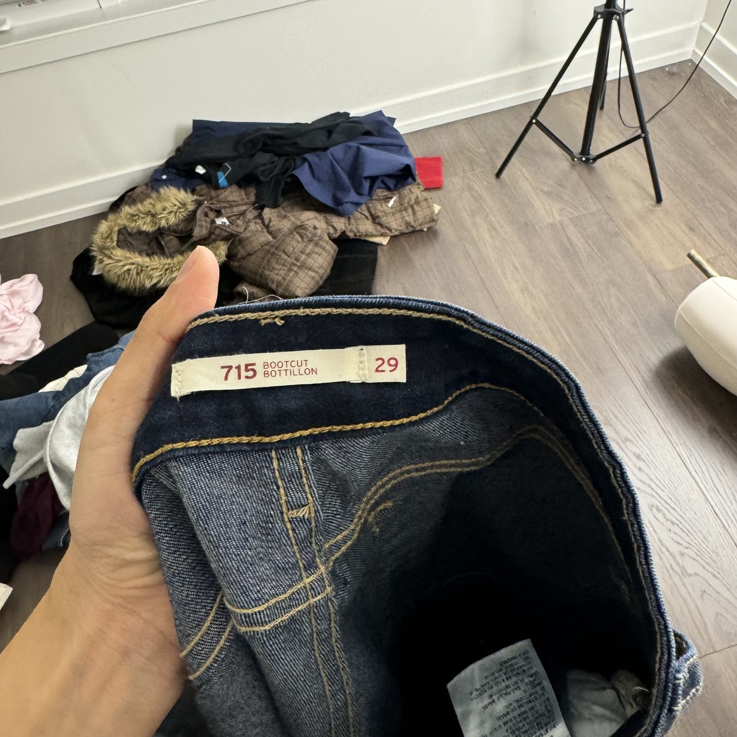 Levi's Dark Wash Bootcut Jeans – view 5