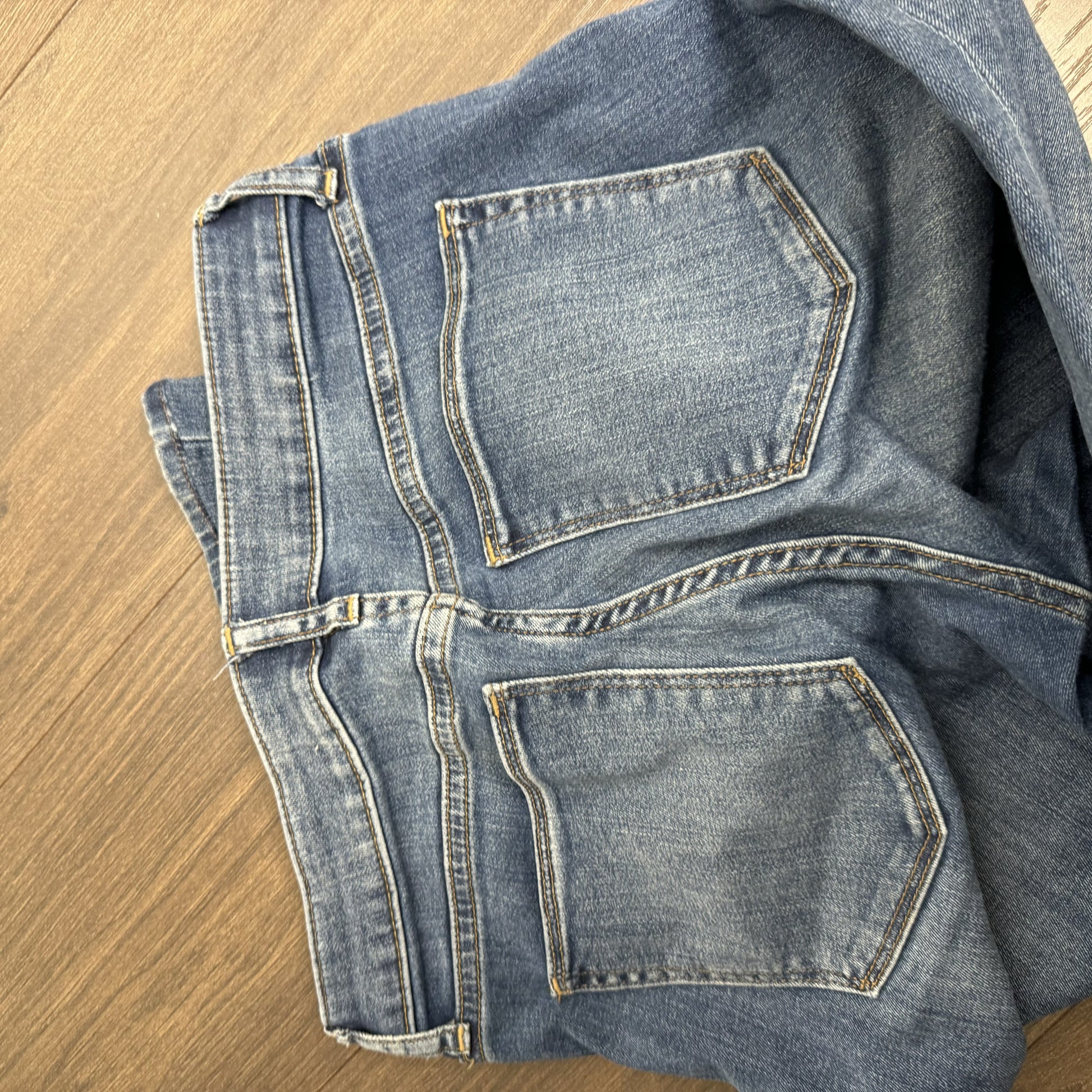Gap Classic Bootcut Jeans – view 5